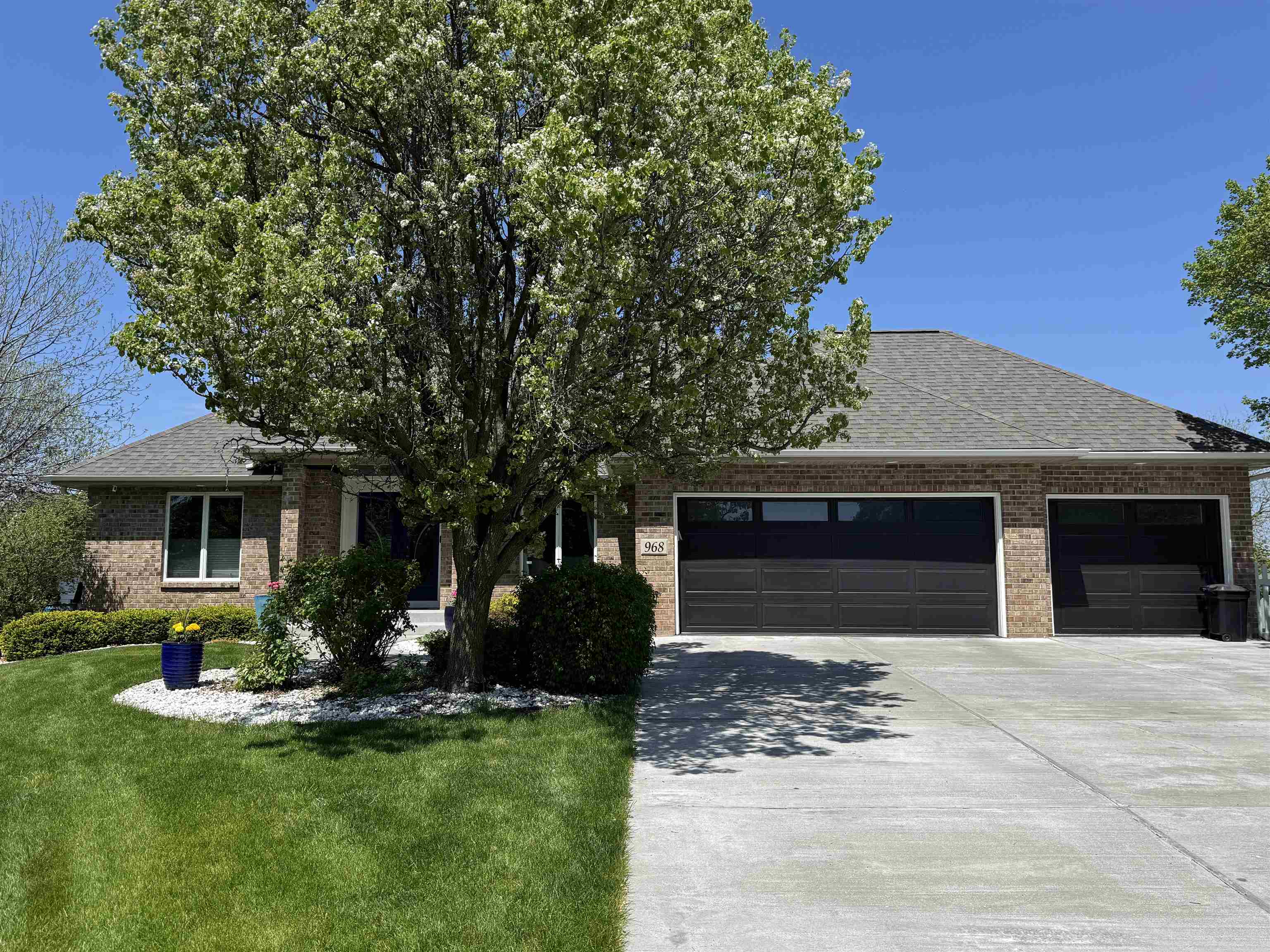 968 Sandpiper Court