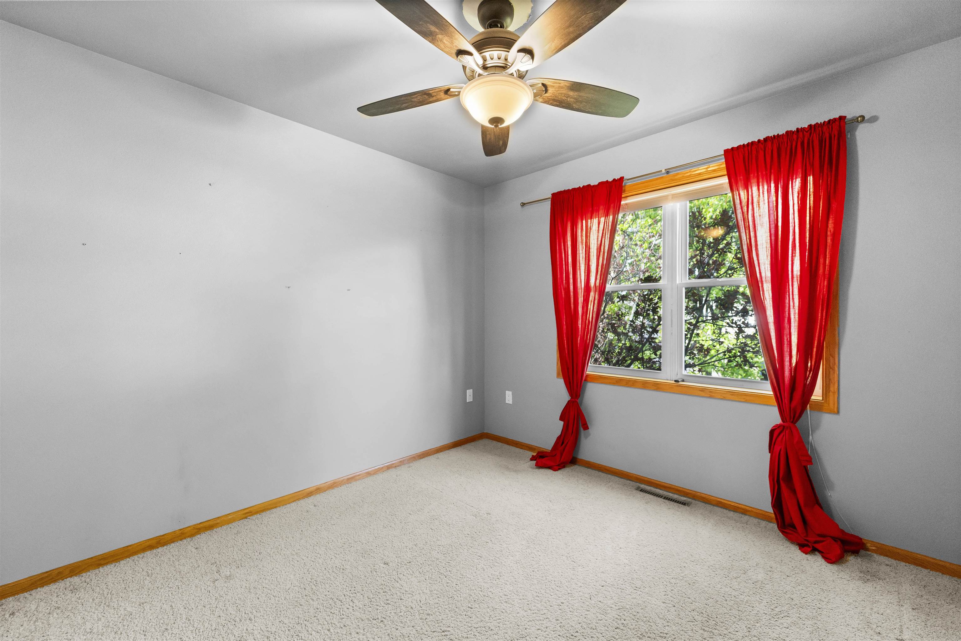 1032 Columbia Drive