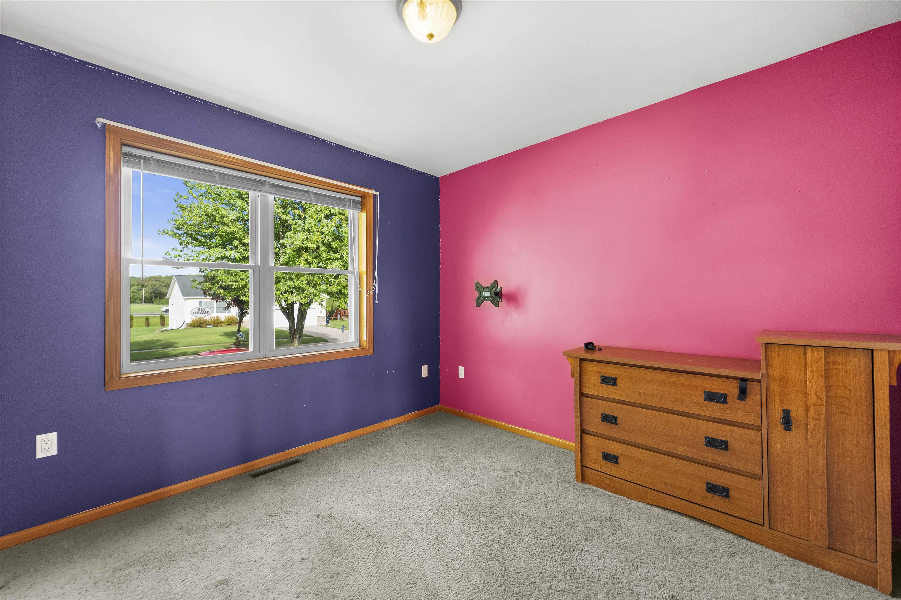 1032 Columbia Drive