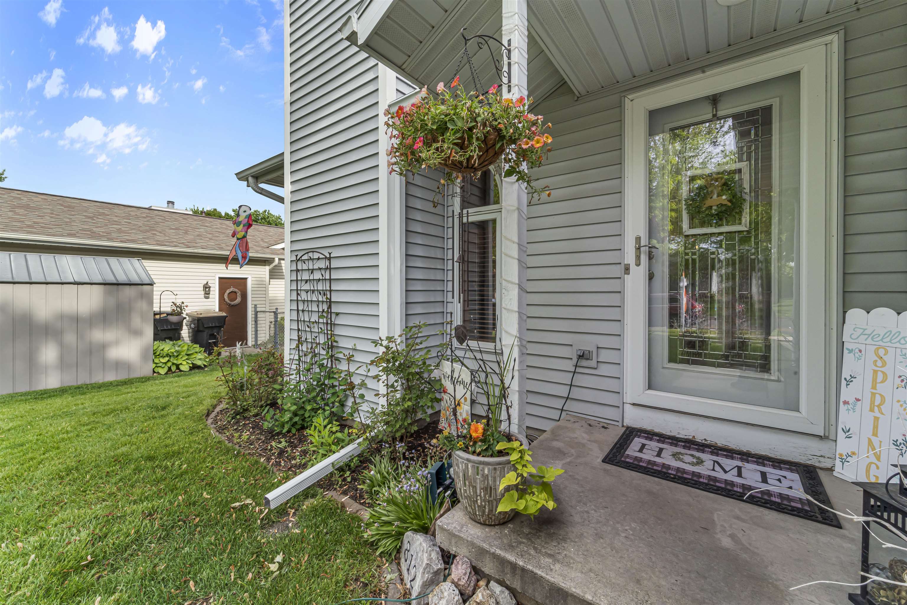 812 Clover Lane