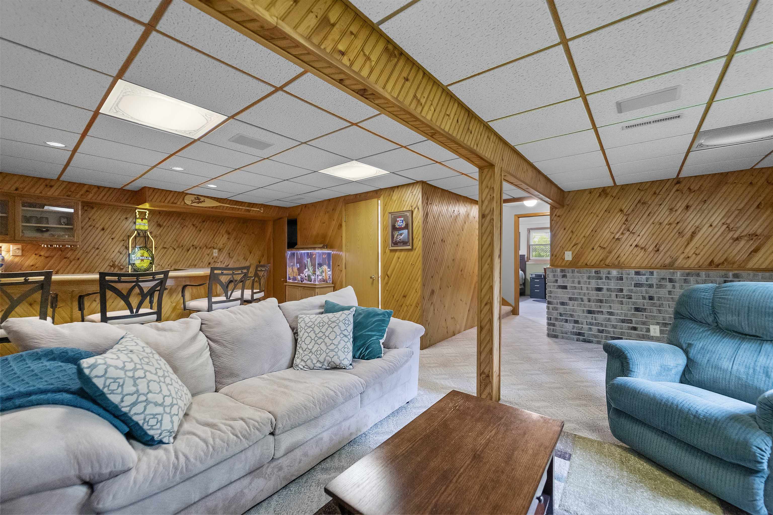 812 Clover Lane