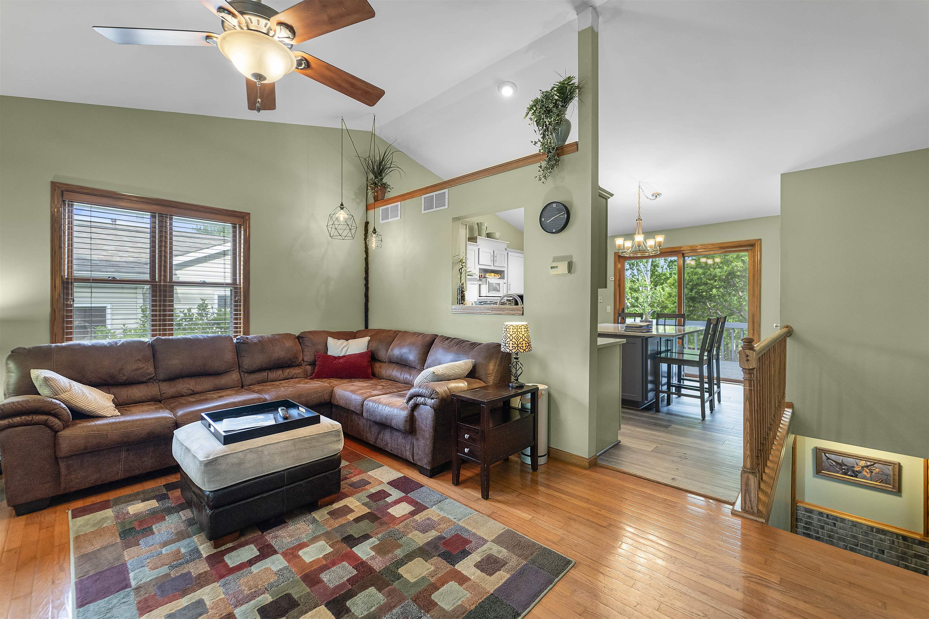 812 Clover Lane