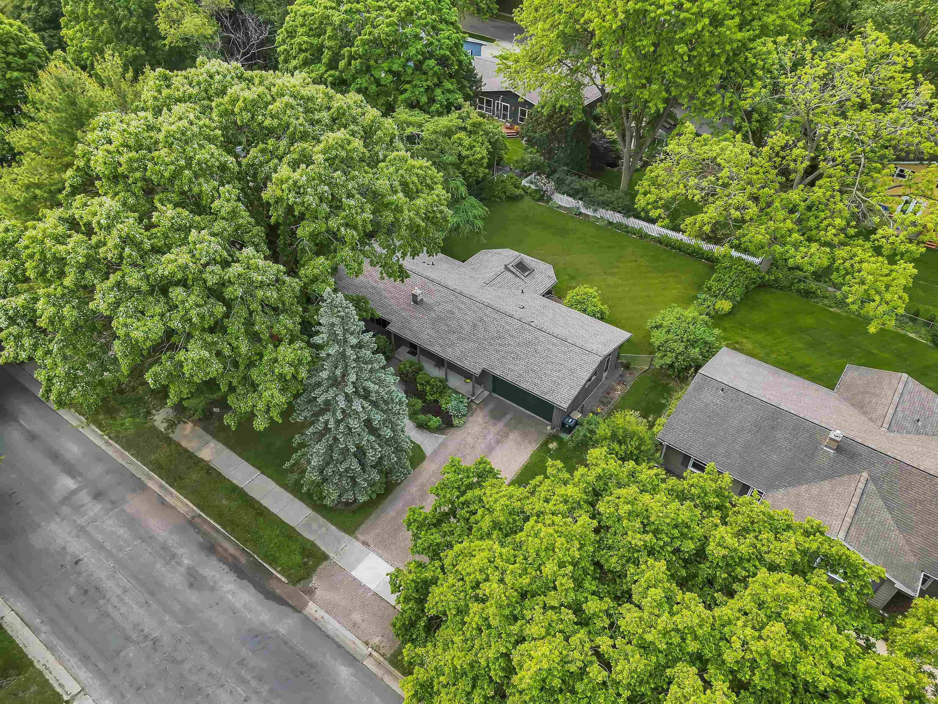 6401 Romford Road