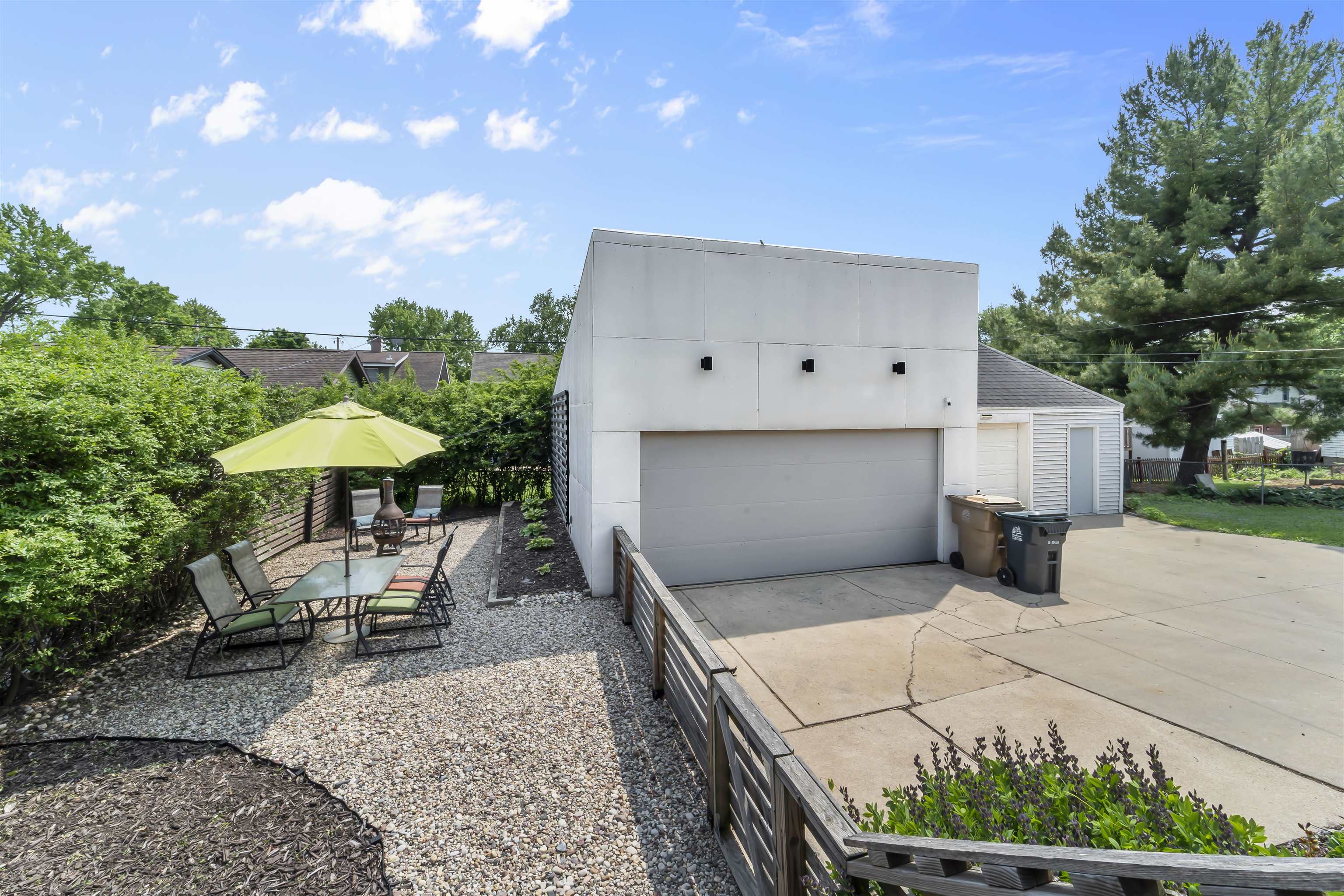 3157 Milwaukee Street
