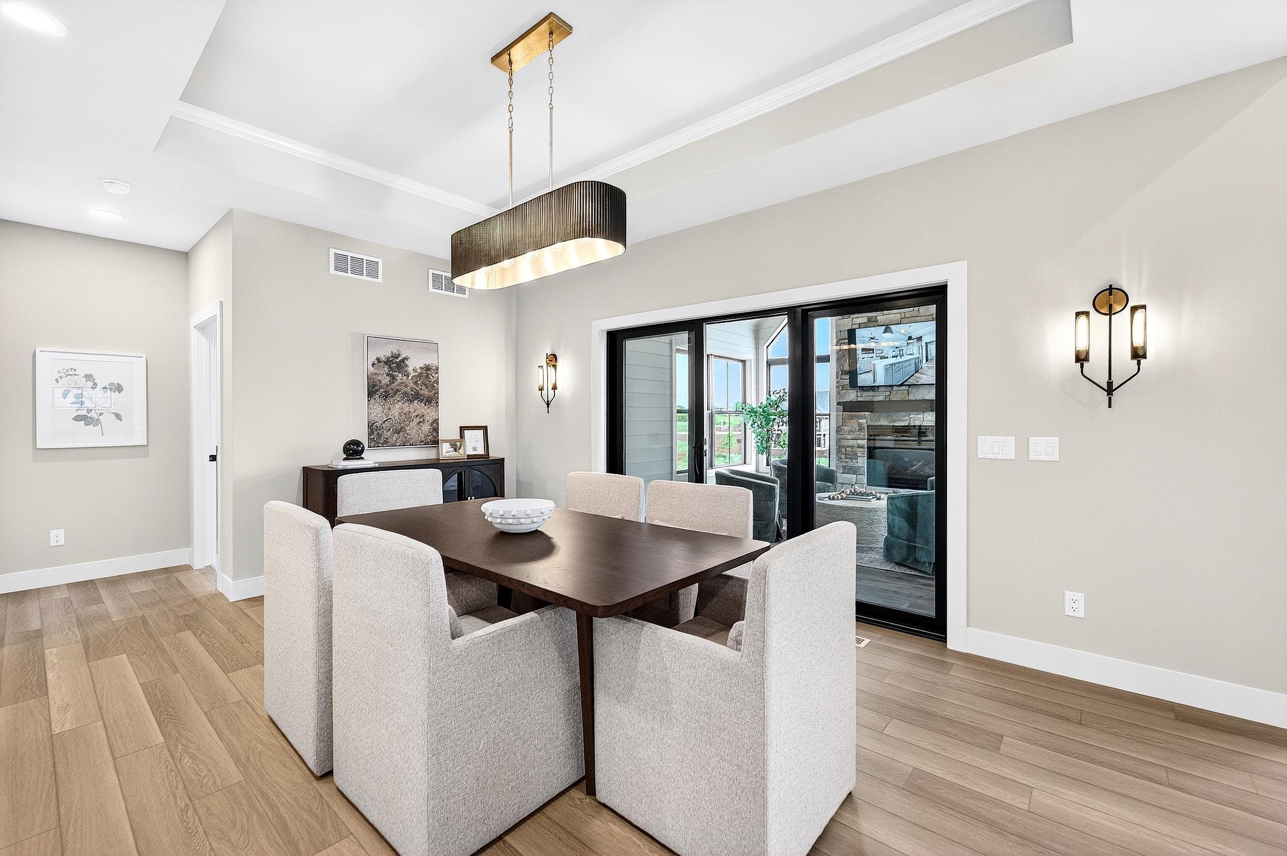L140 Moll Drive
