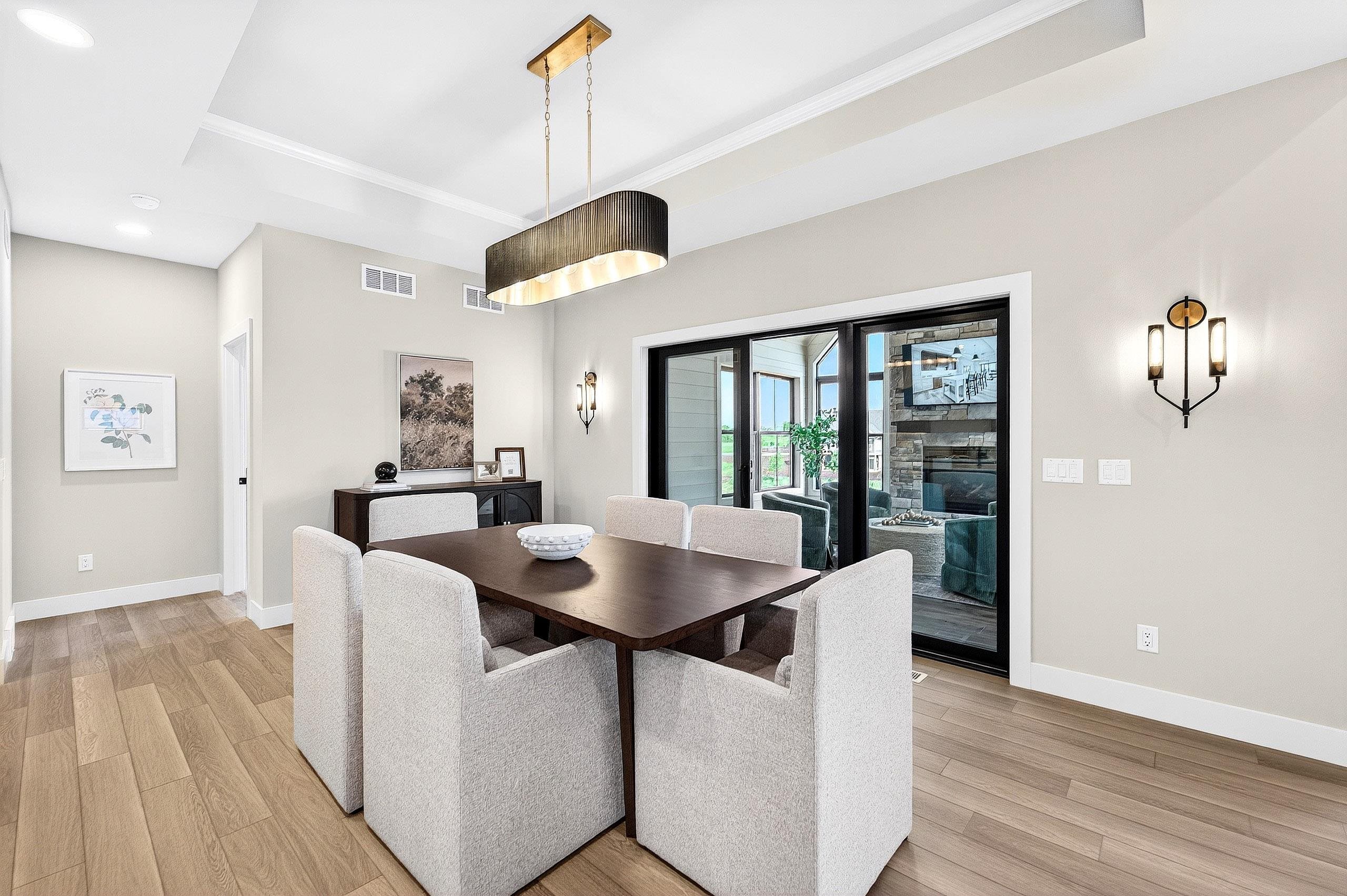 L140 Moll Drive