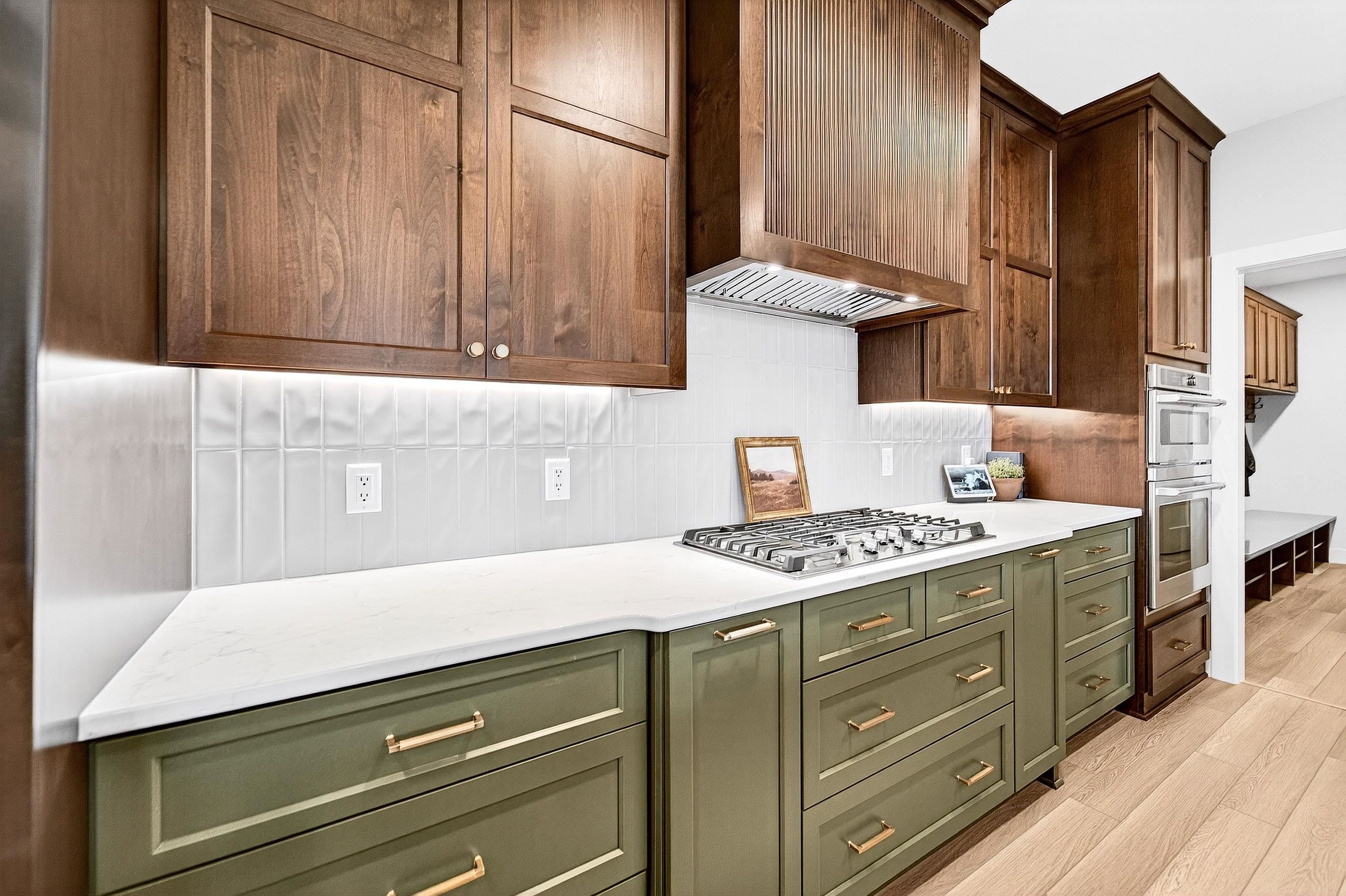 L140 Moll Drive