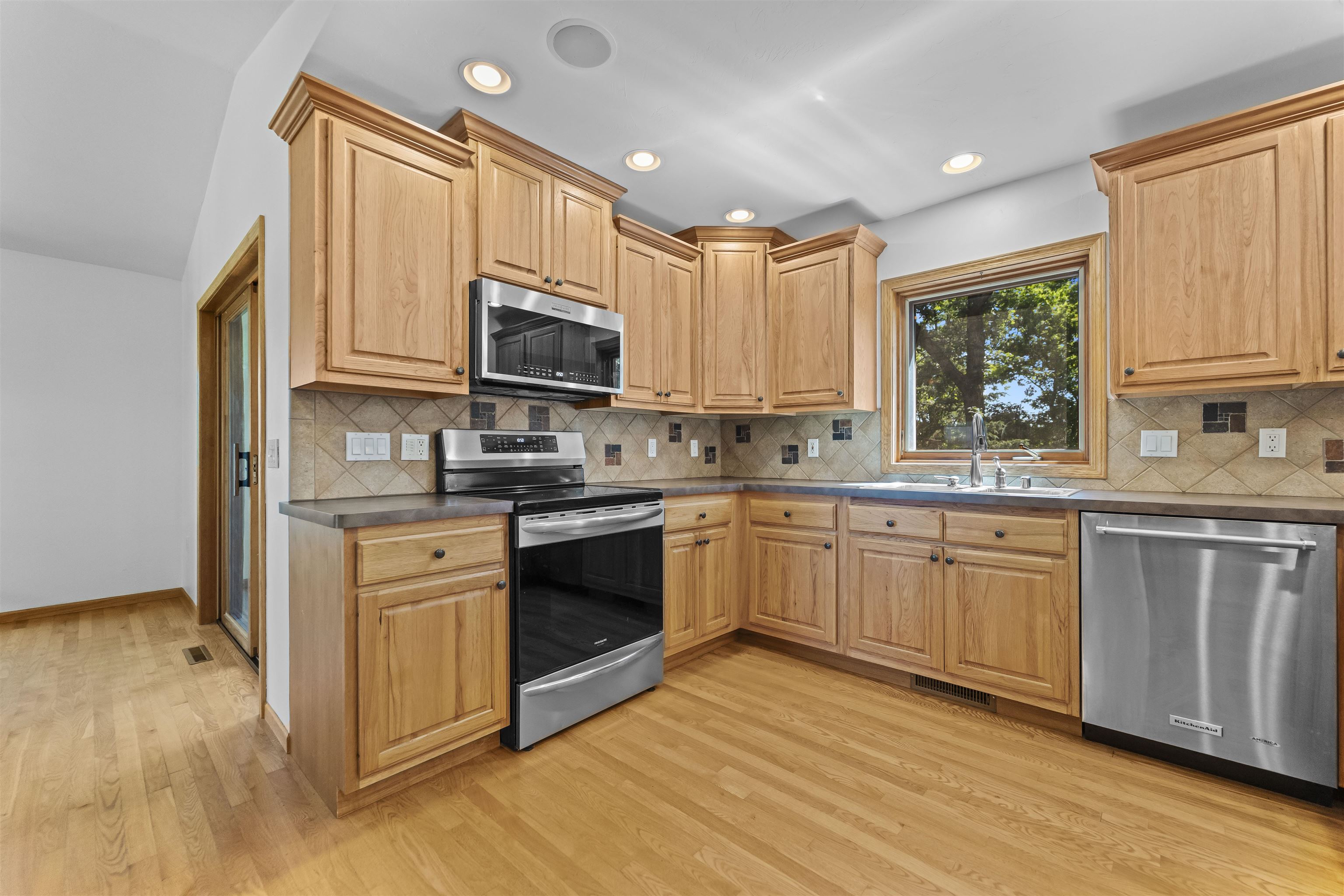 825 Nordic View