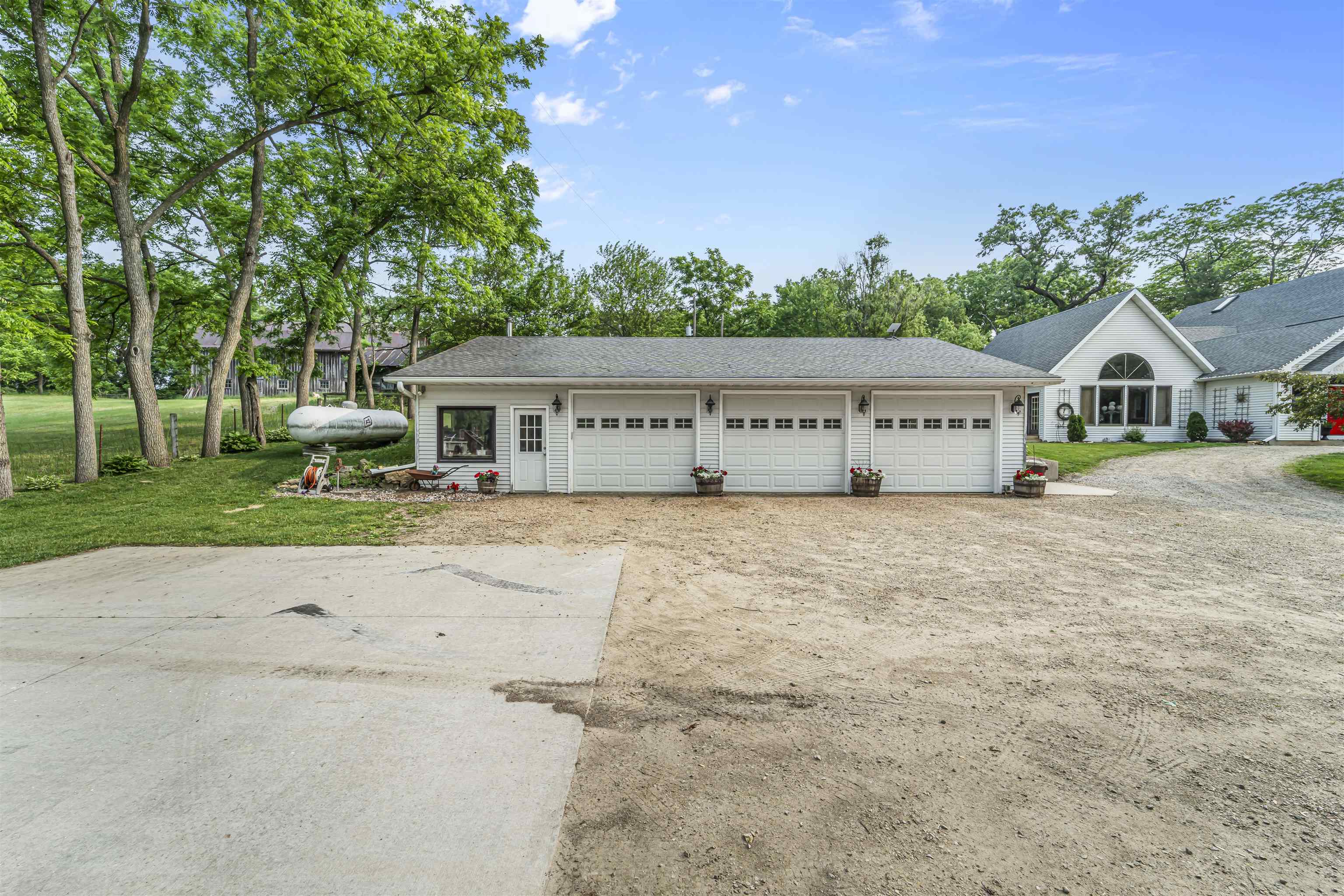 18361 Old County Road P