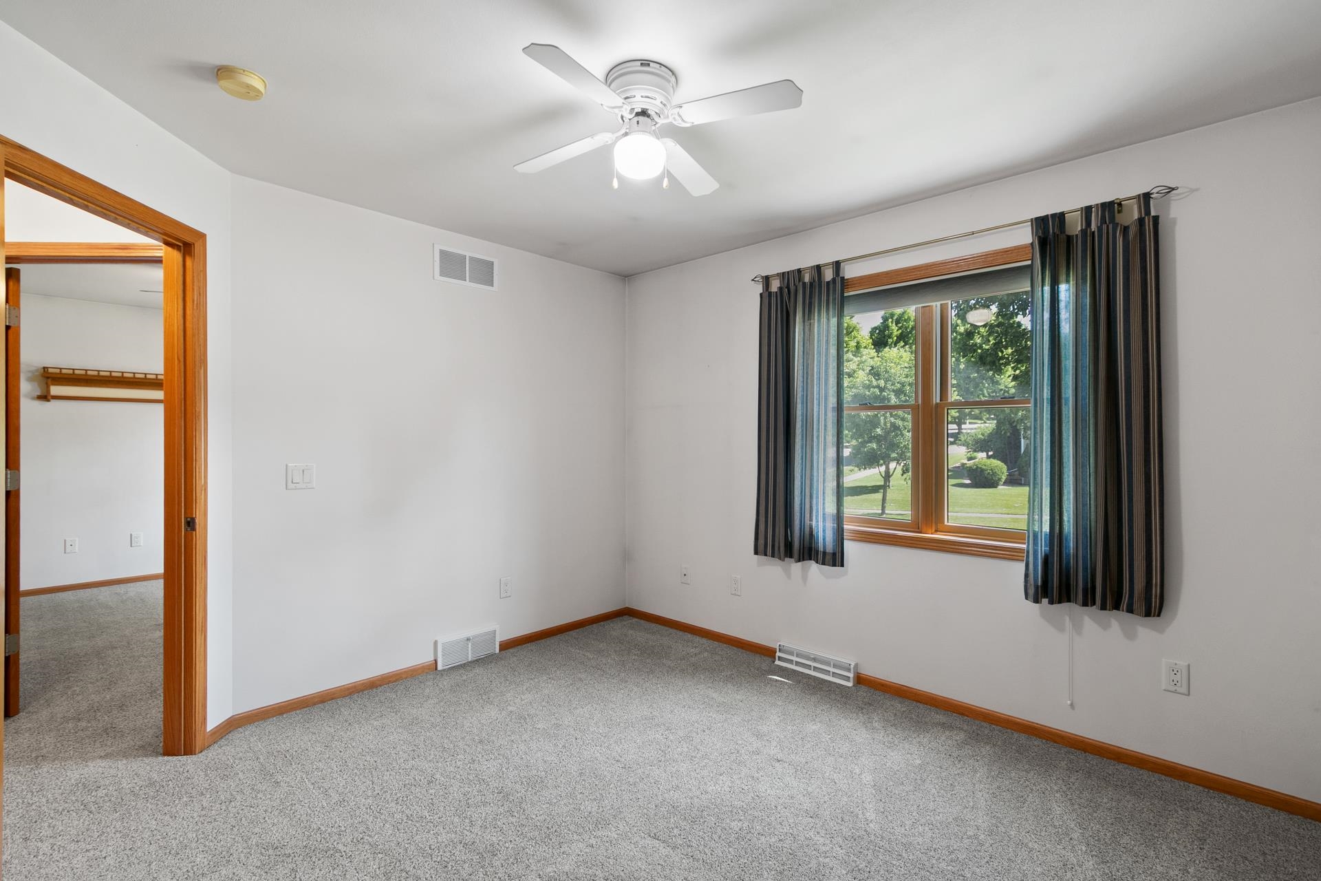 1601 Raspberry Lane