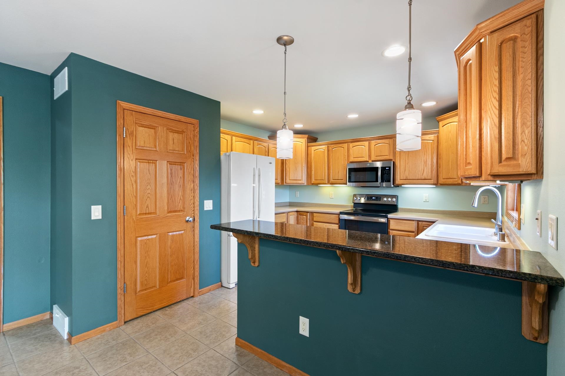 1601 Raspberry Lane