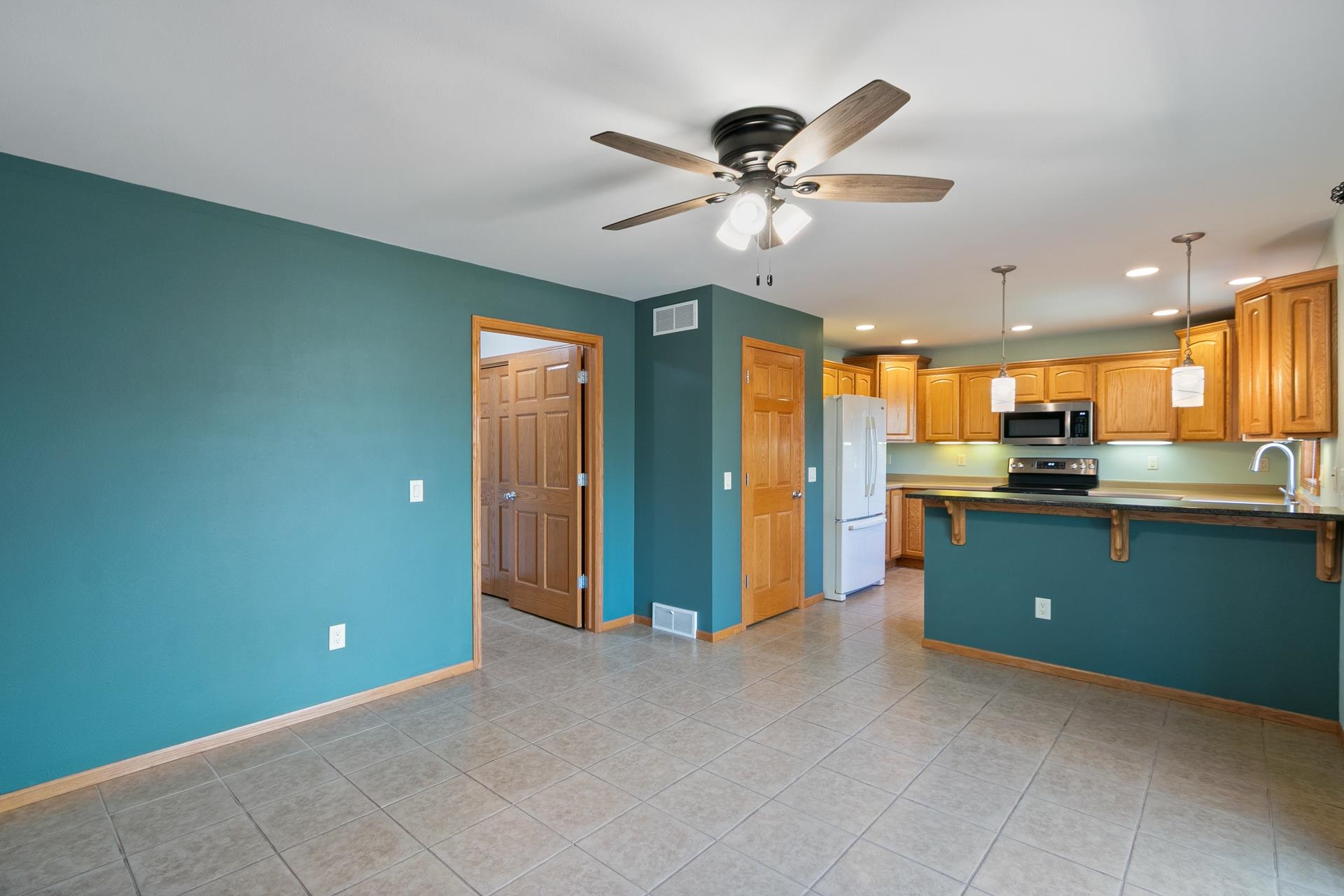1601 Raspberry Lane