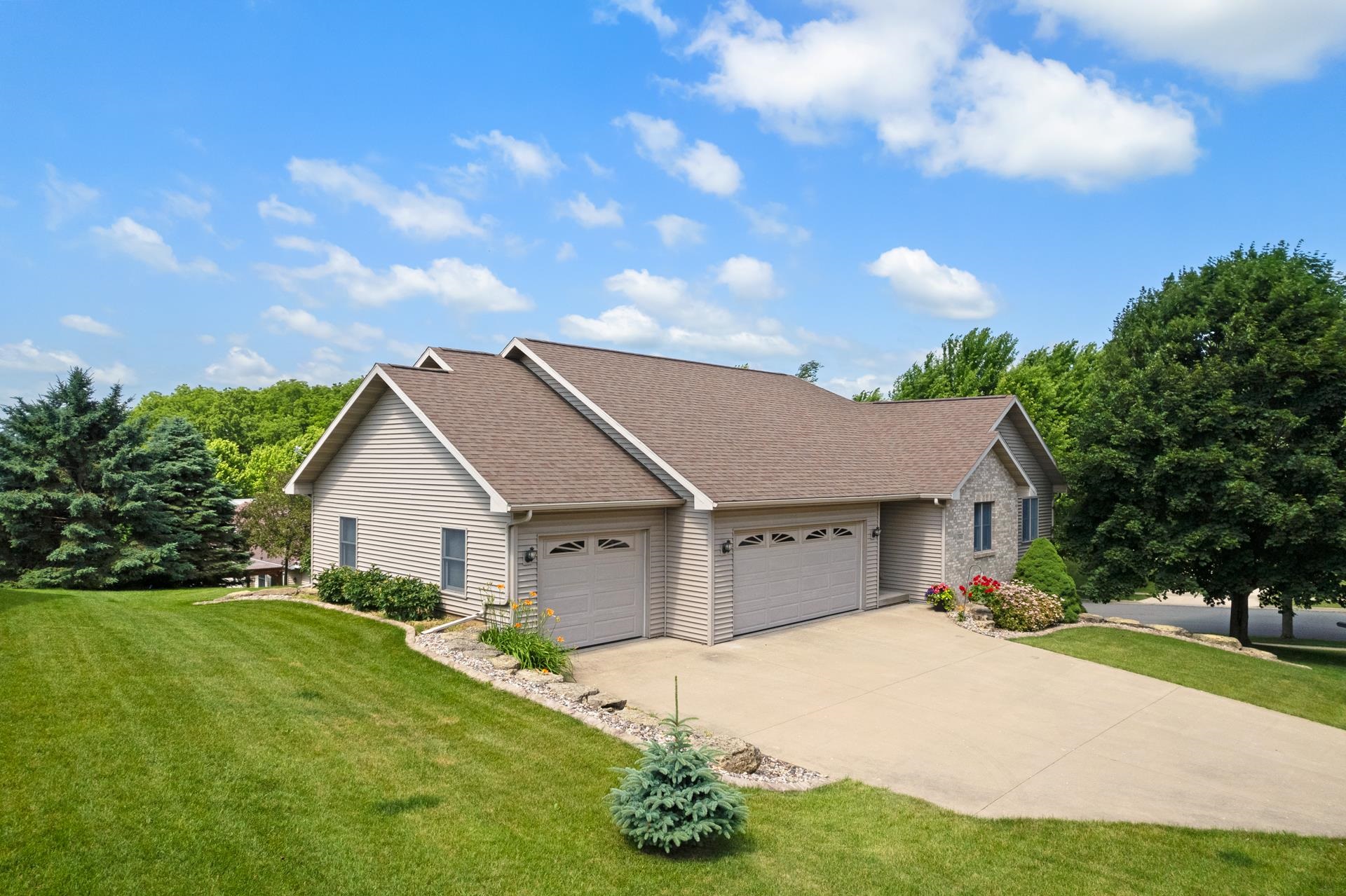 1601 Raspberry Lane