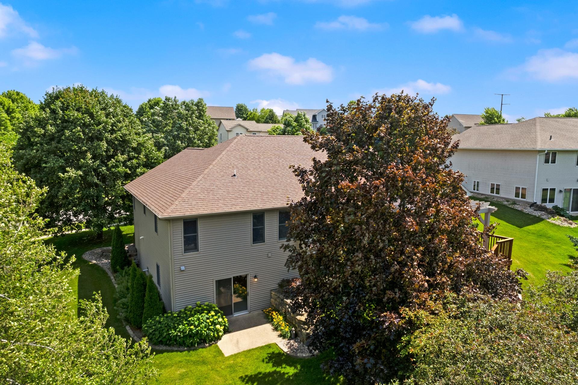 1601 Raspberry Lane