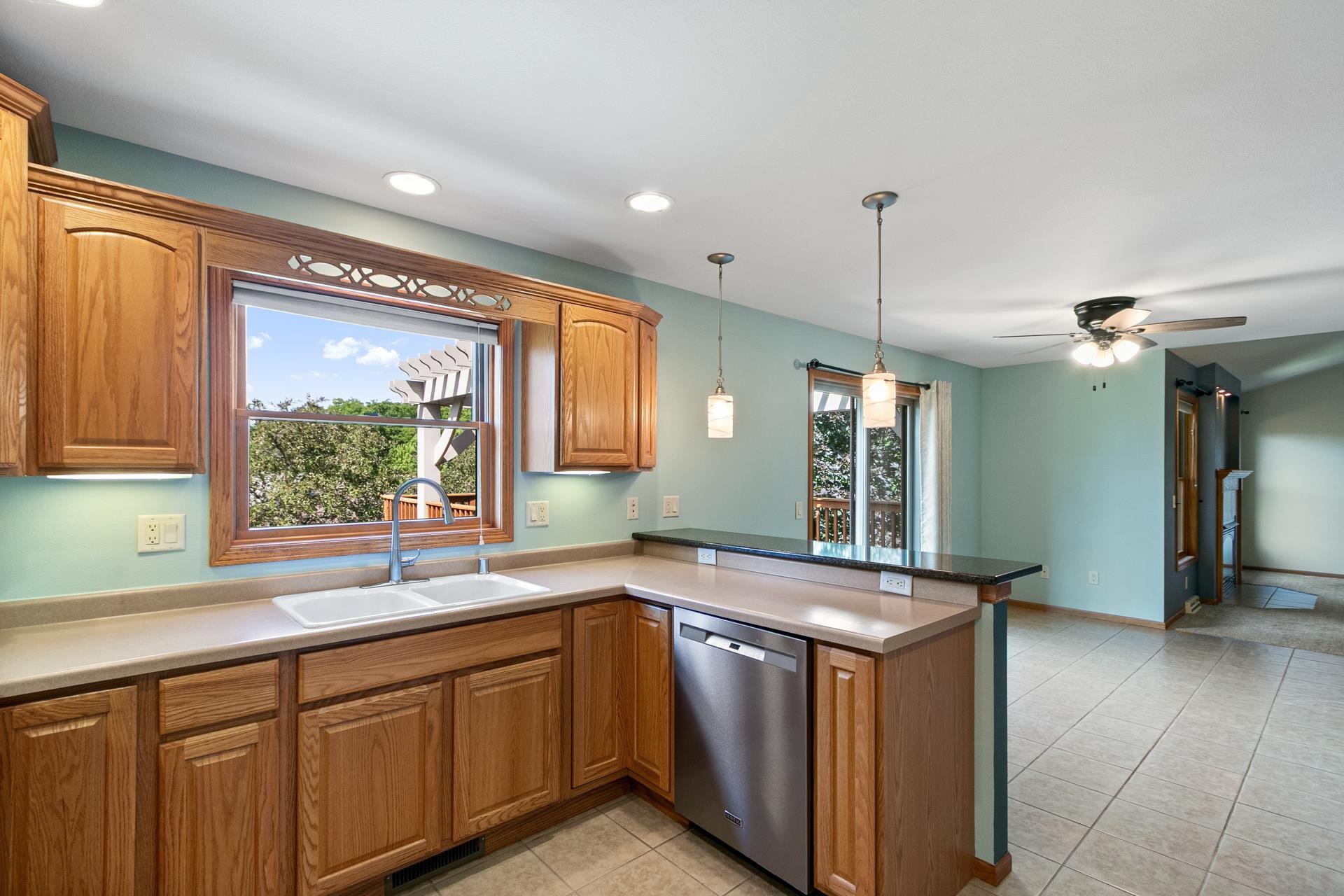 1601 Raspberry Lane