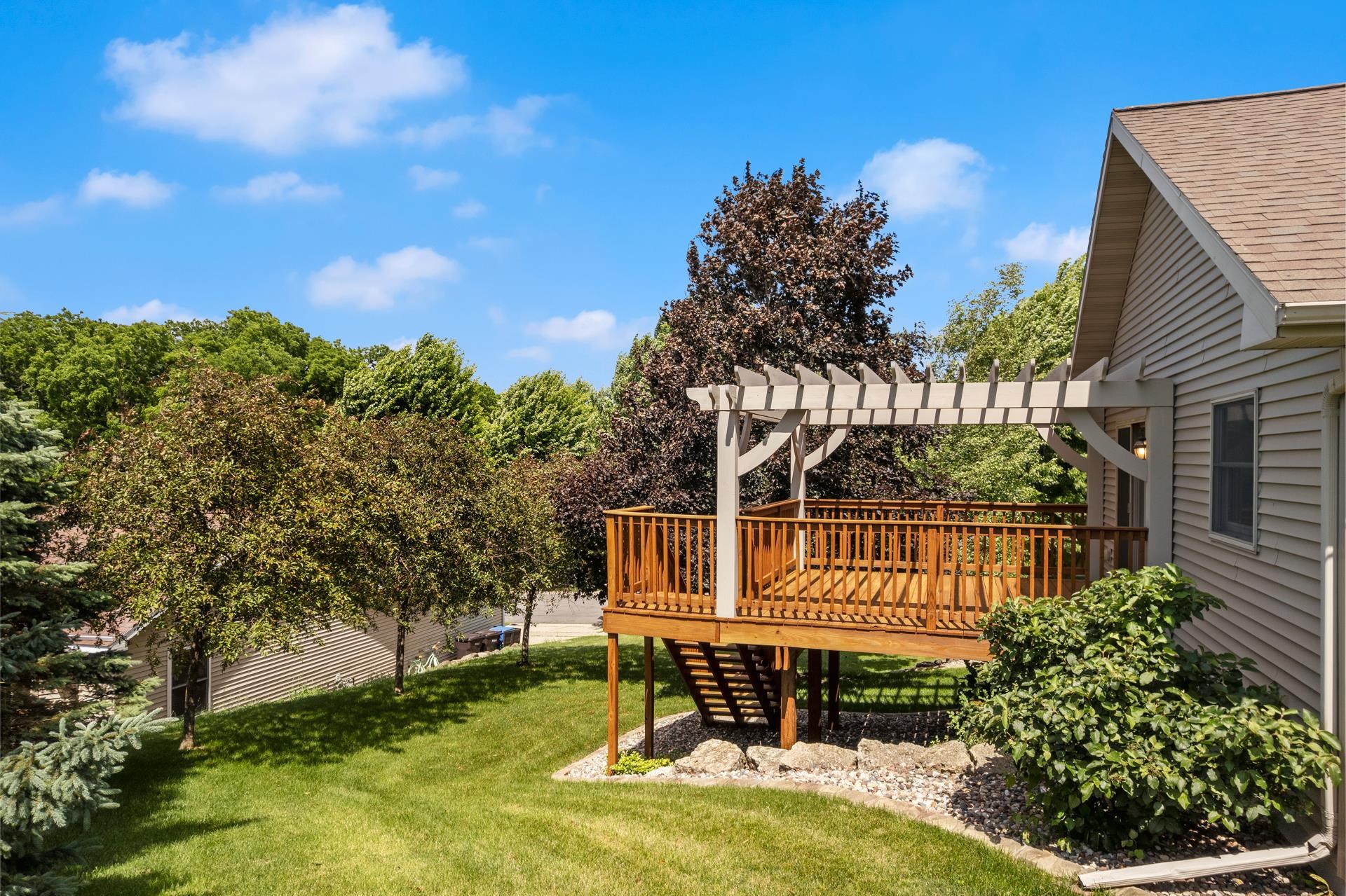 1601 Raspberry Lane