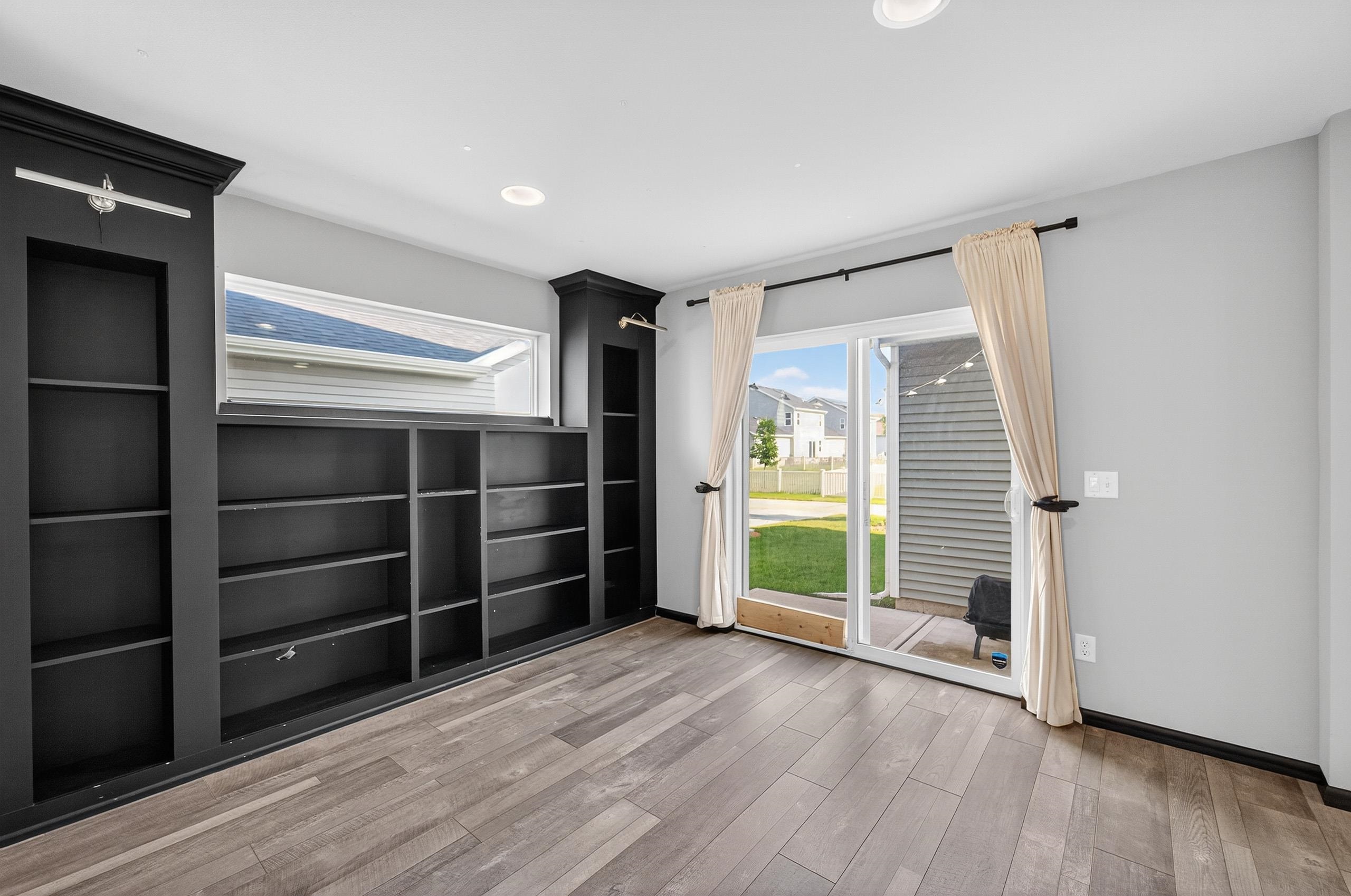5613 Rustic Pebble Lane