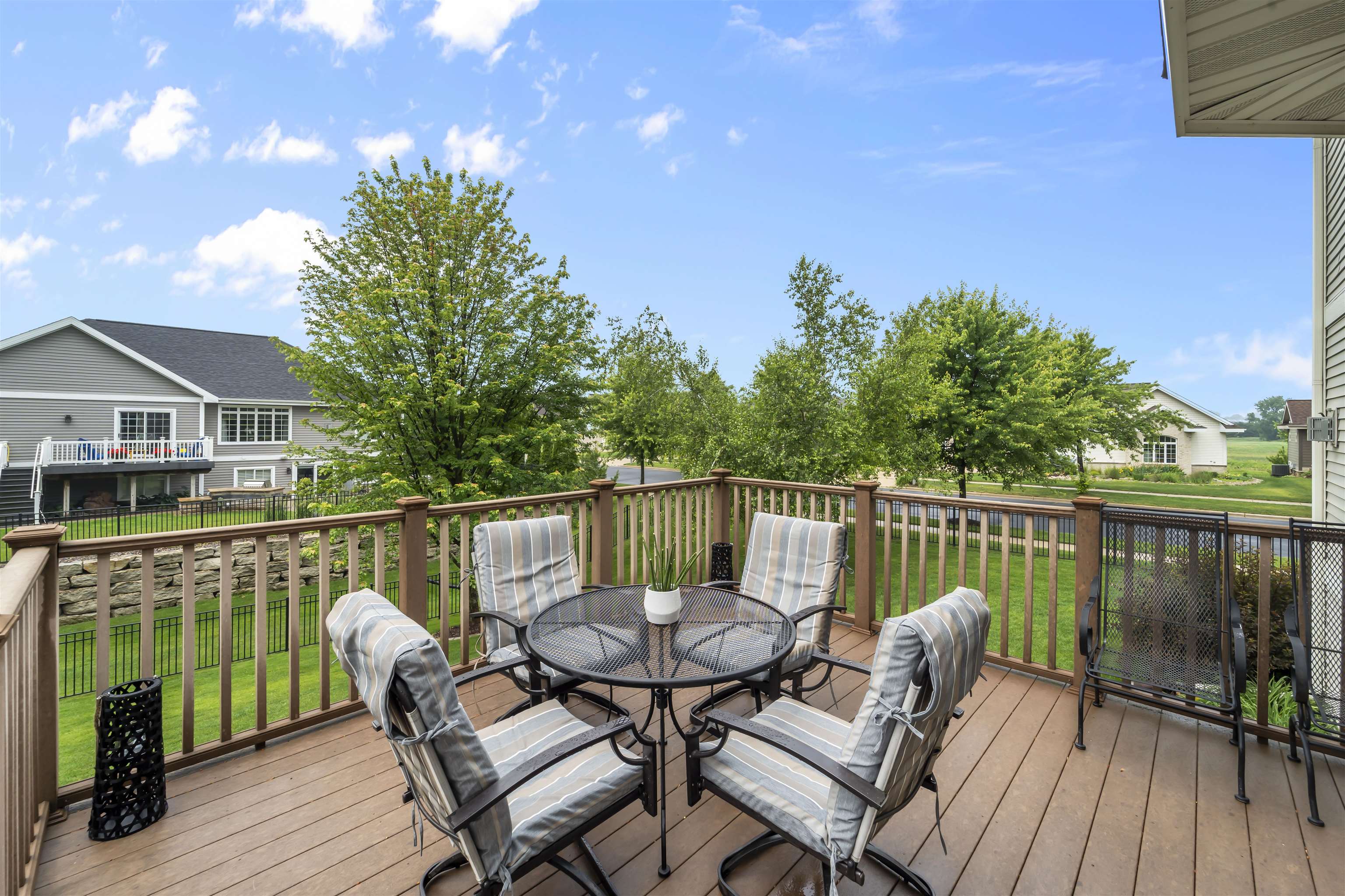 1701 Dunwoody Lane