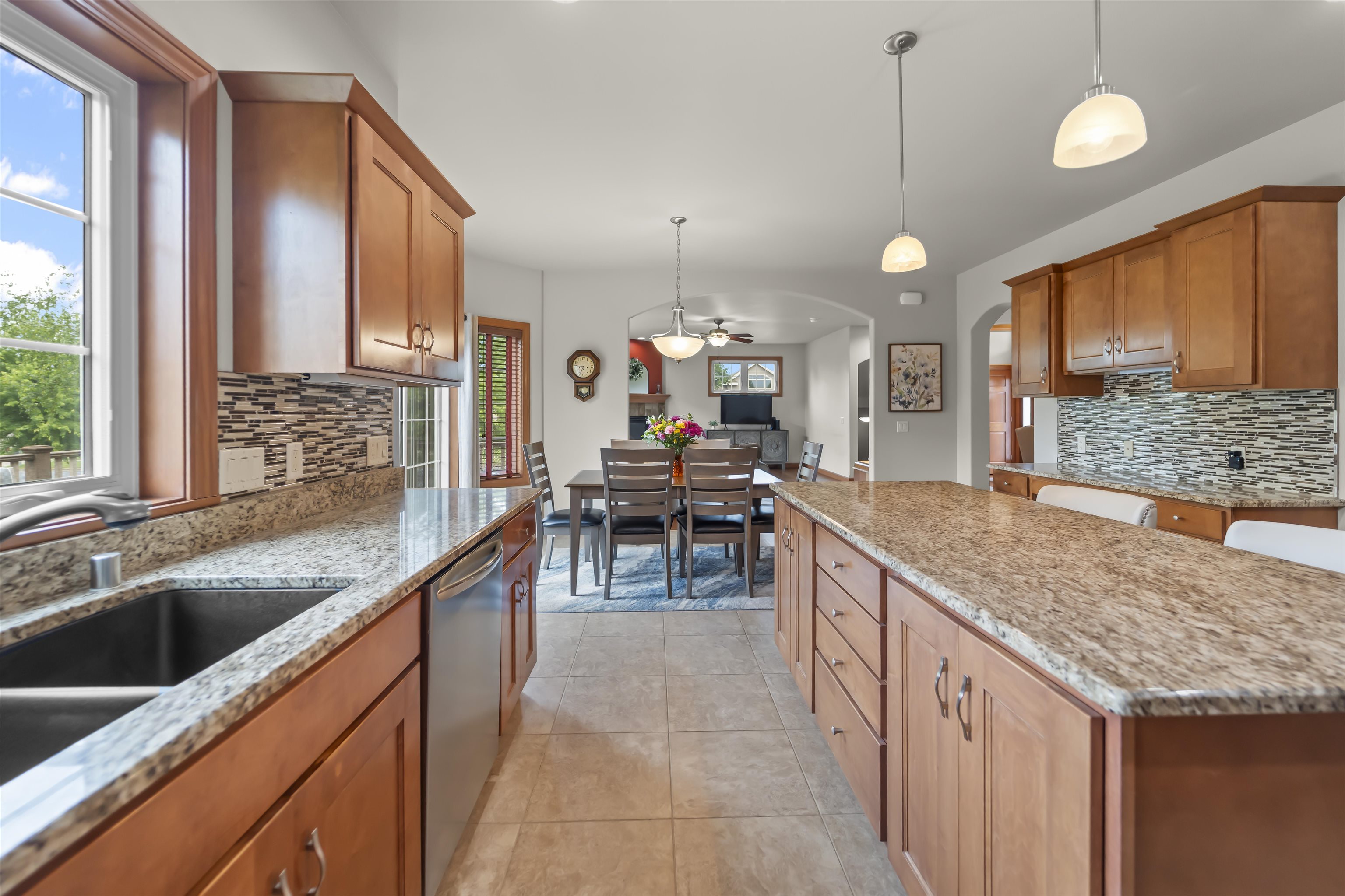 1701 Dunwoody Lane