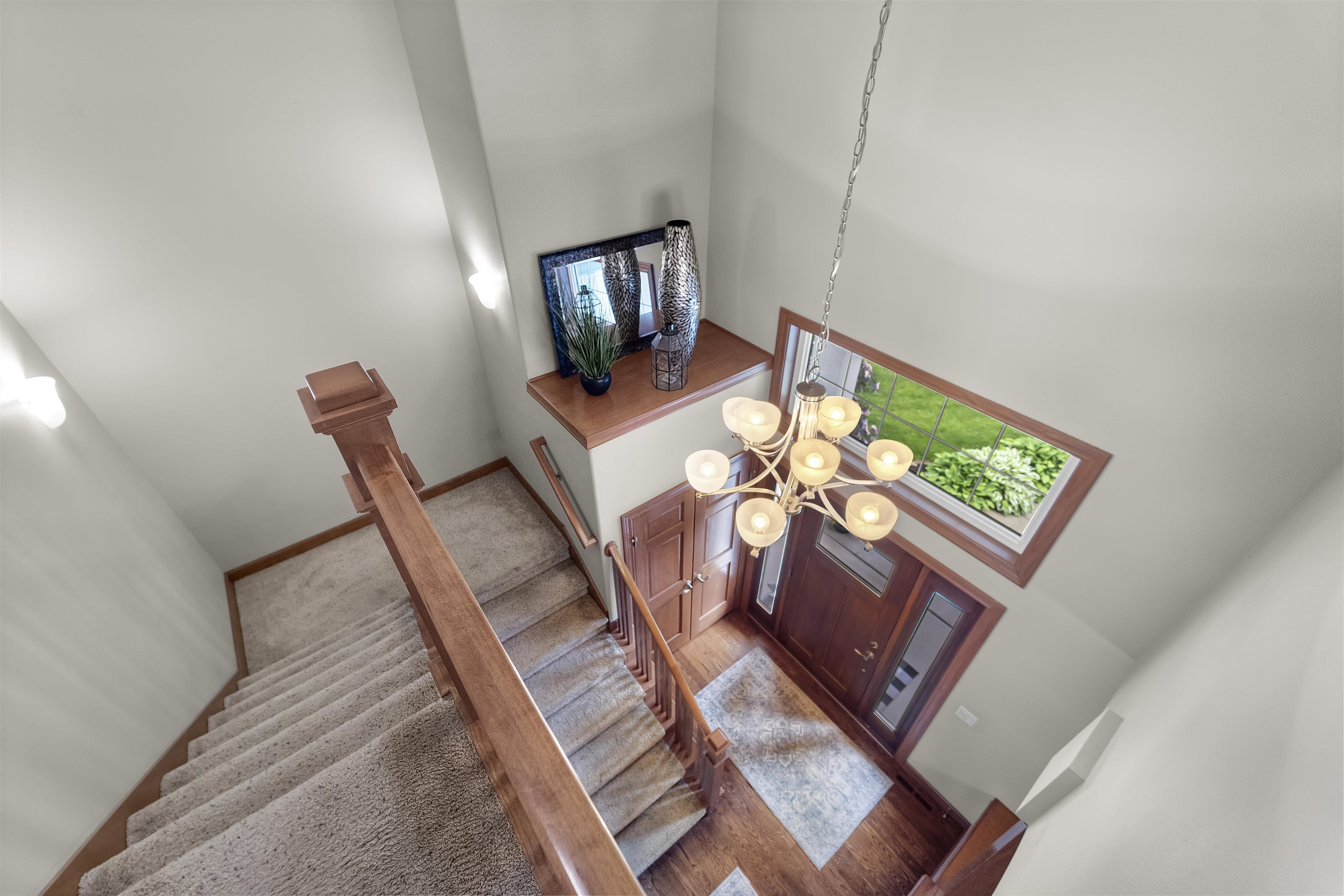 1701 Dunwoody Lane