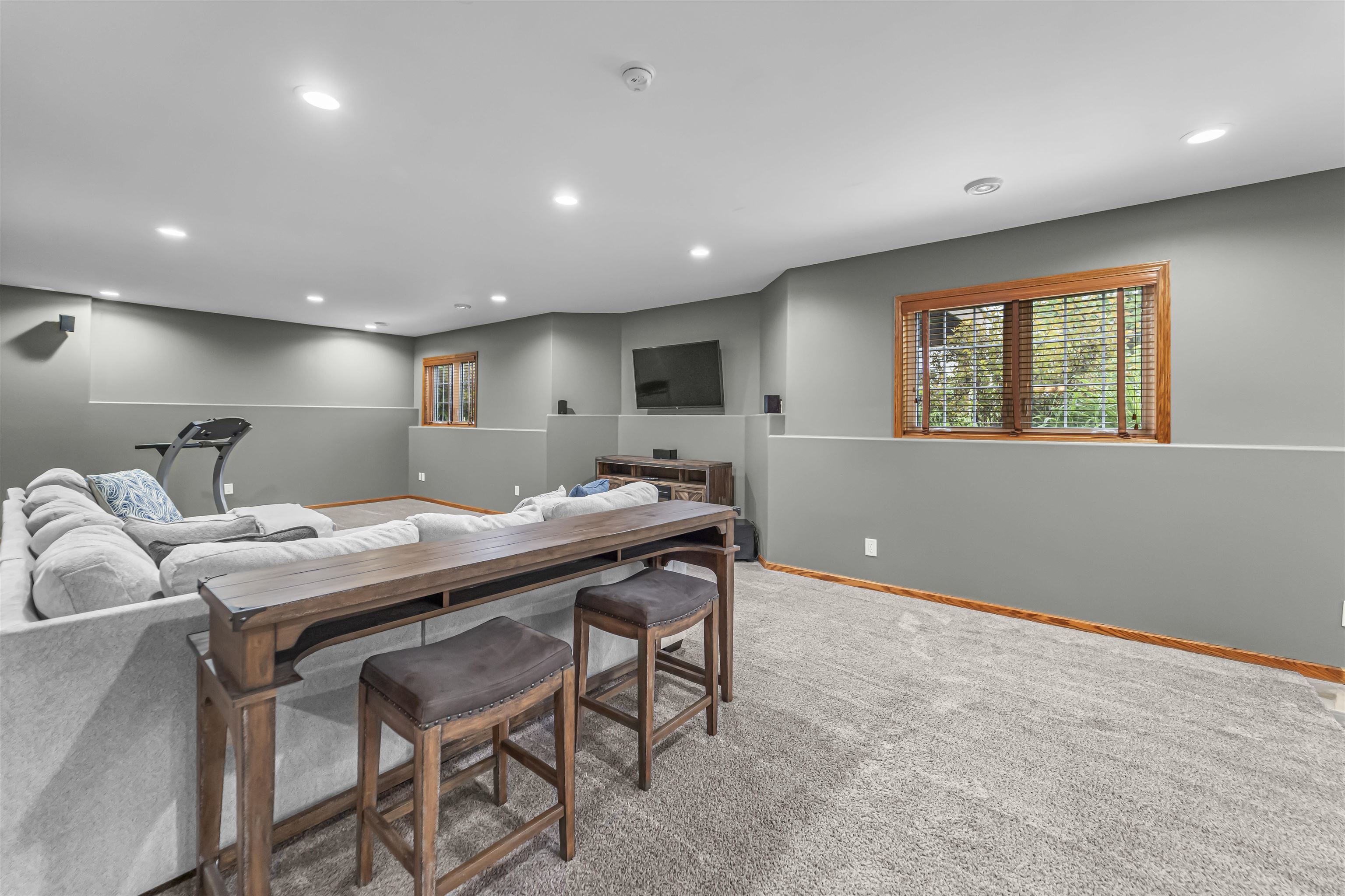 1701 Dunwoody Lane