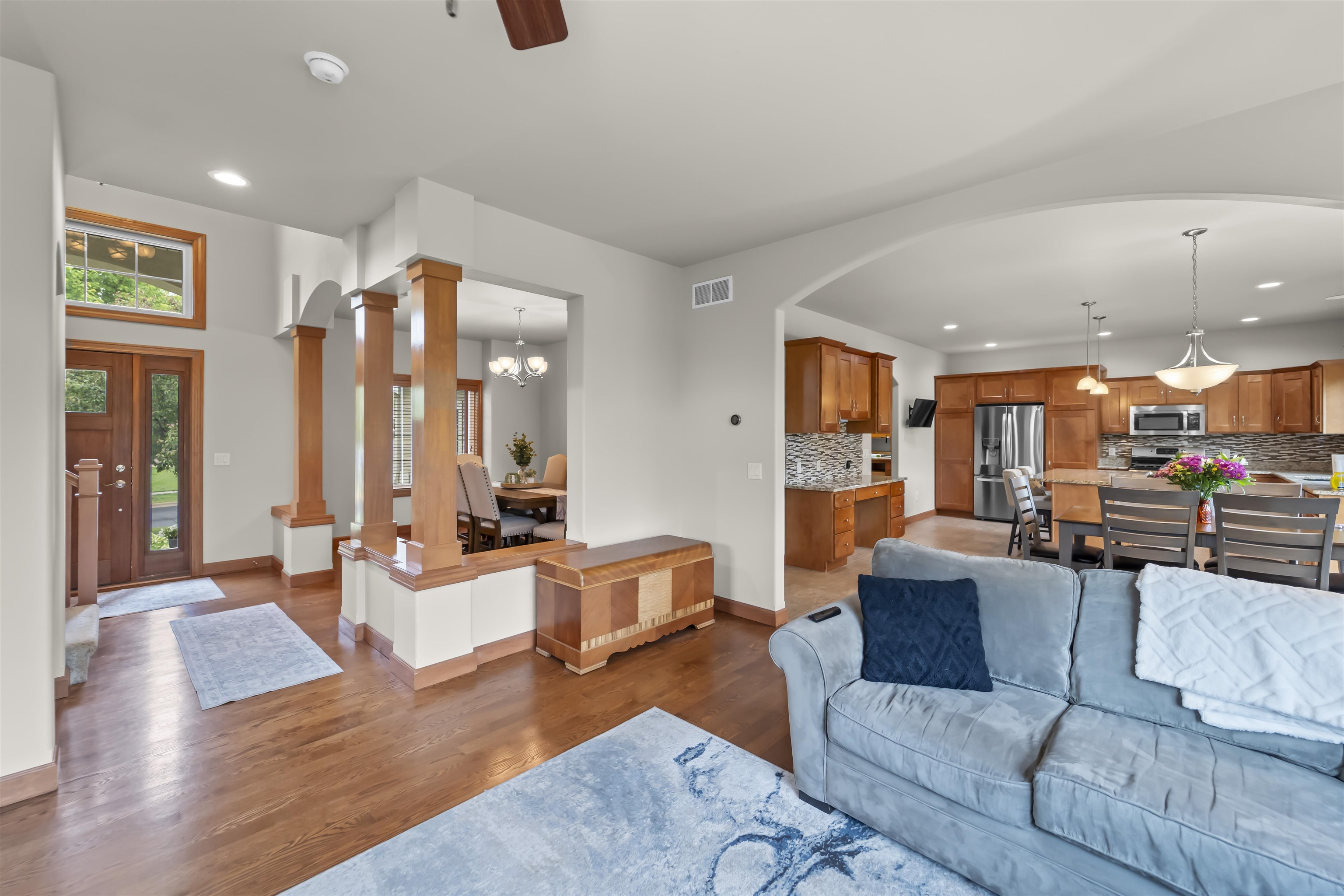 1701 Dunwoody Lane