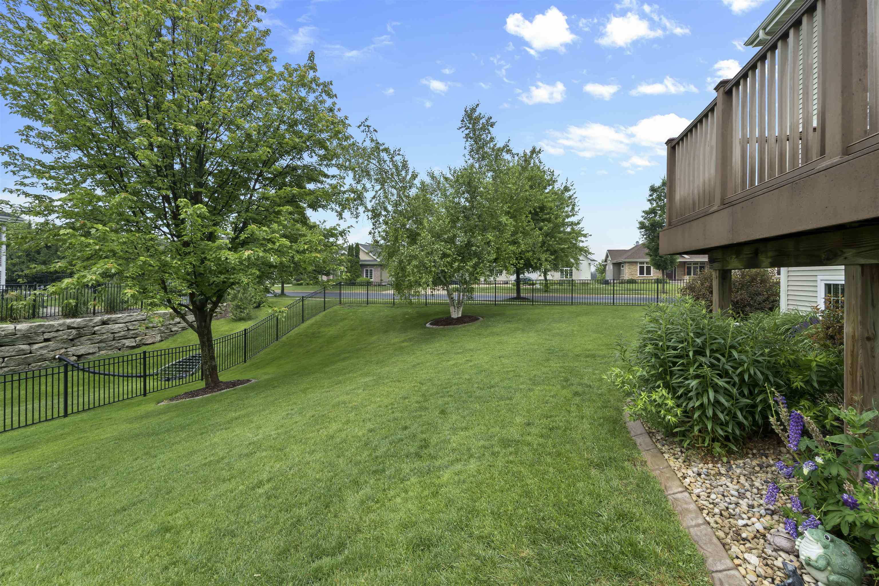 1701 Dunwoody Lane