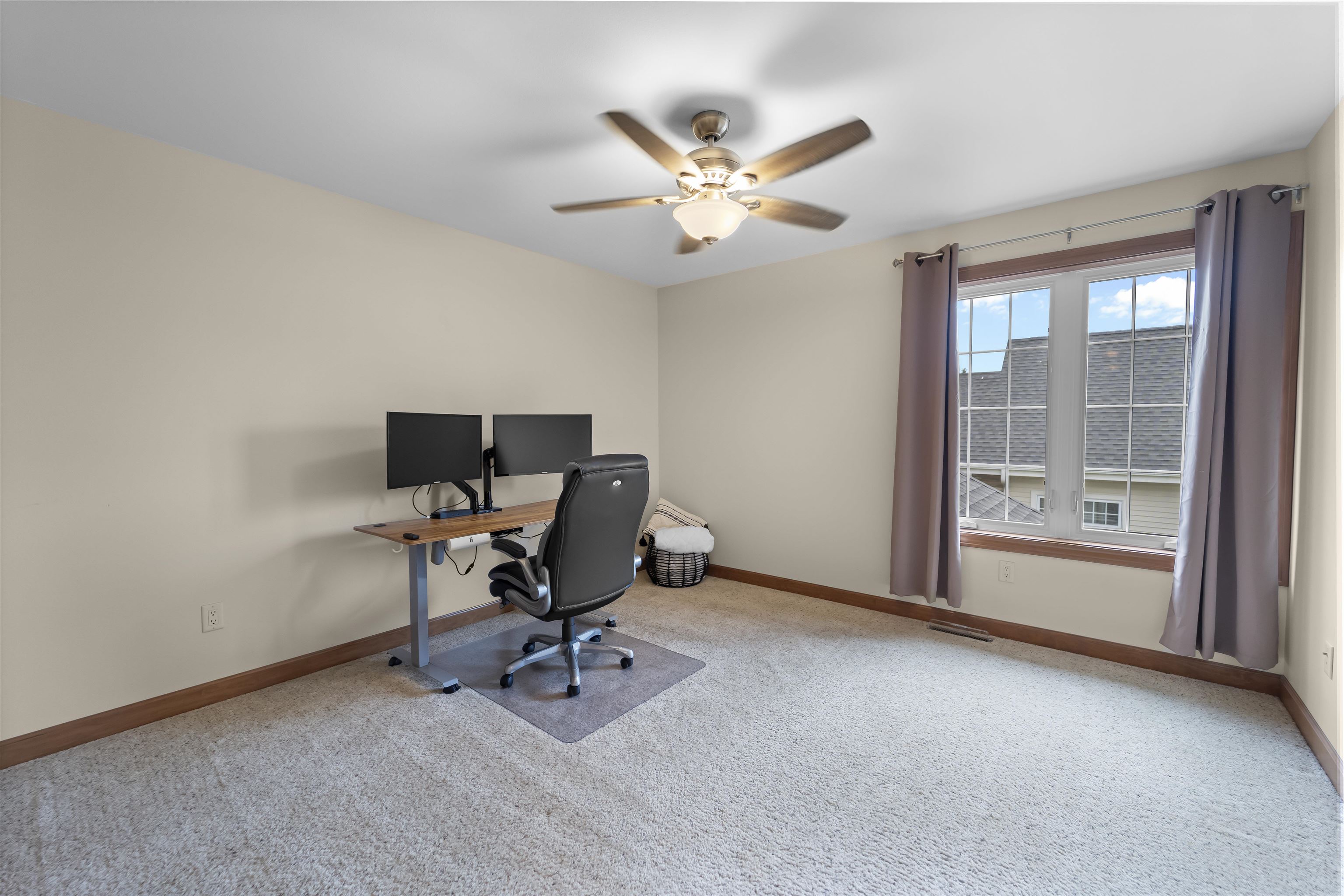 1701 Dunwoody Lane