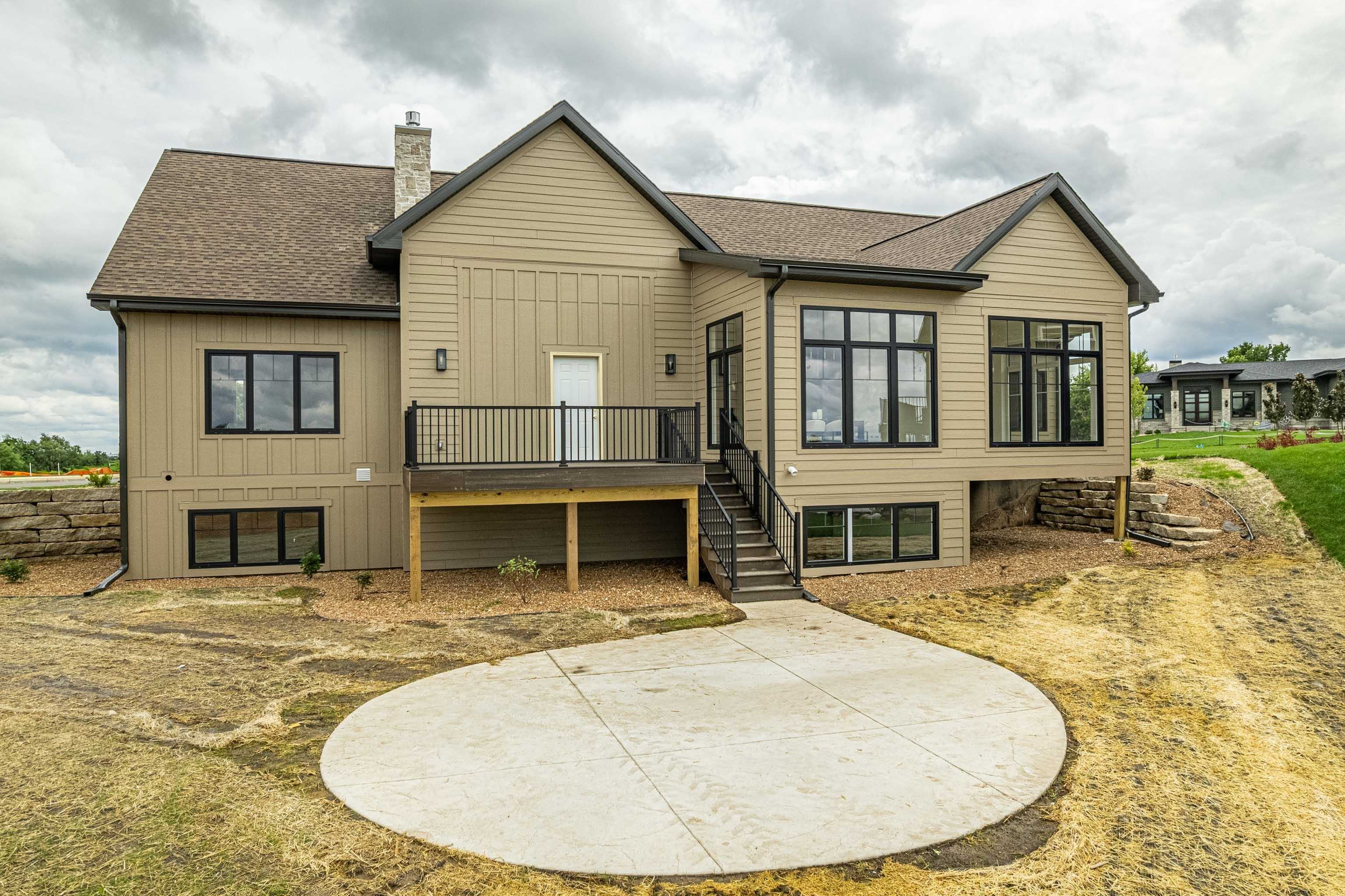 1611 Schreiner Lane
