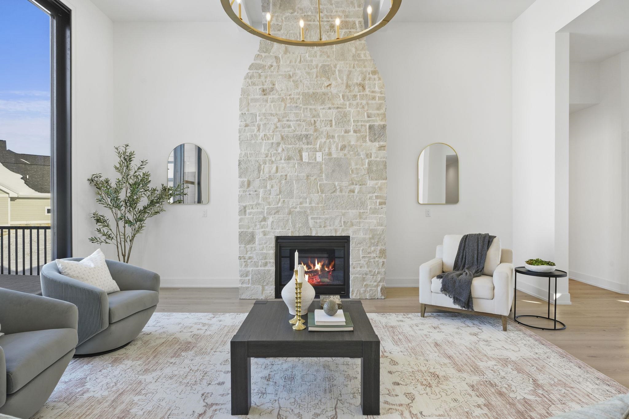1611 Schreiner Lane