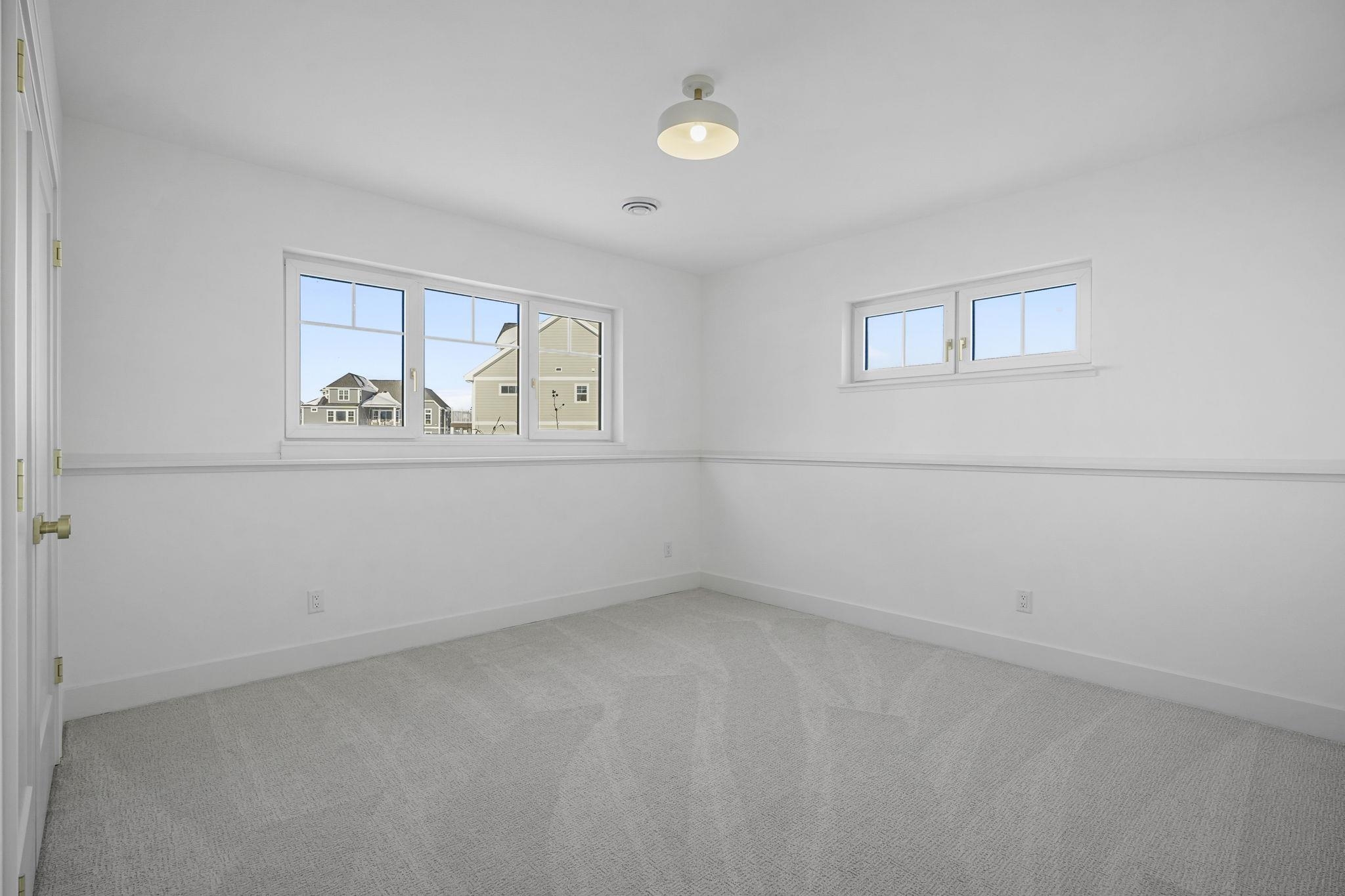 1611 Schreiner Lane