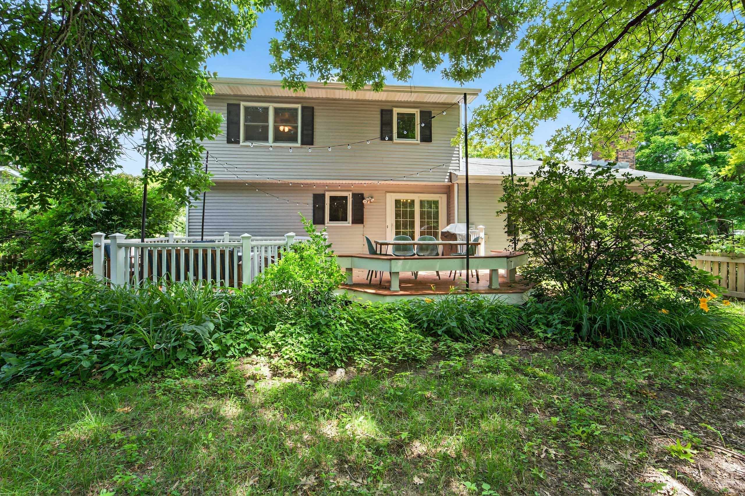 1122 N Westfield Road