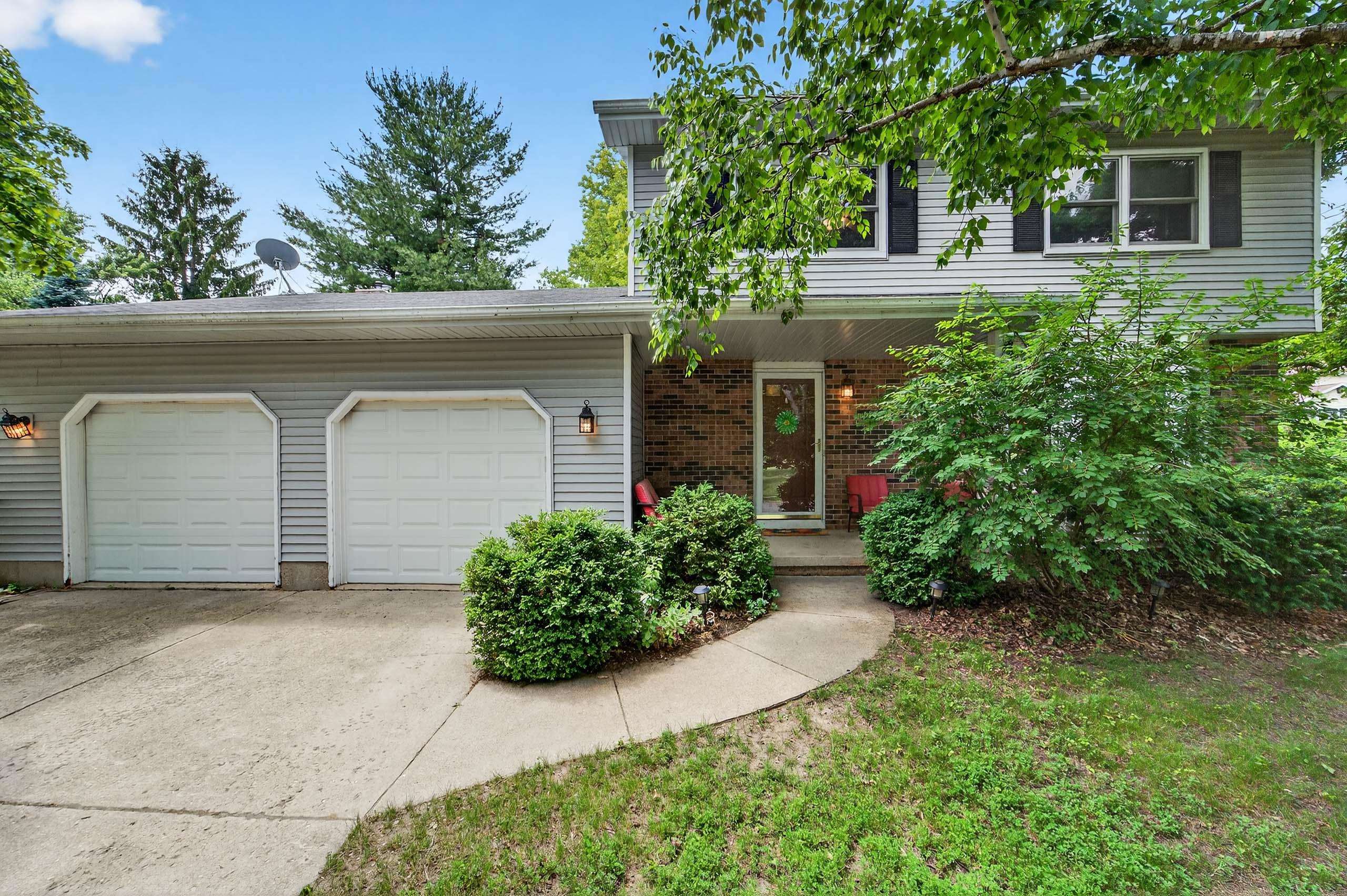 1122 N Westfield Road