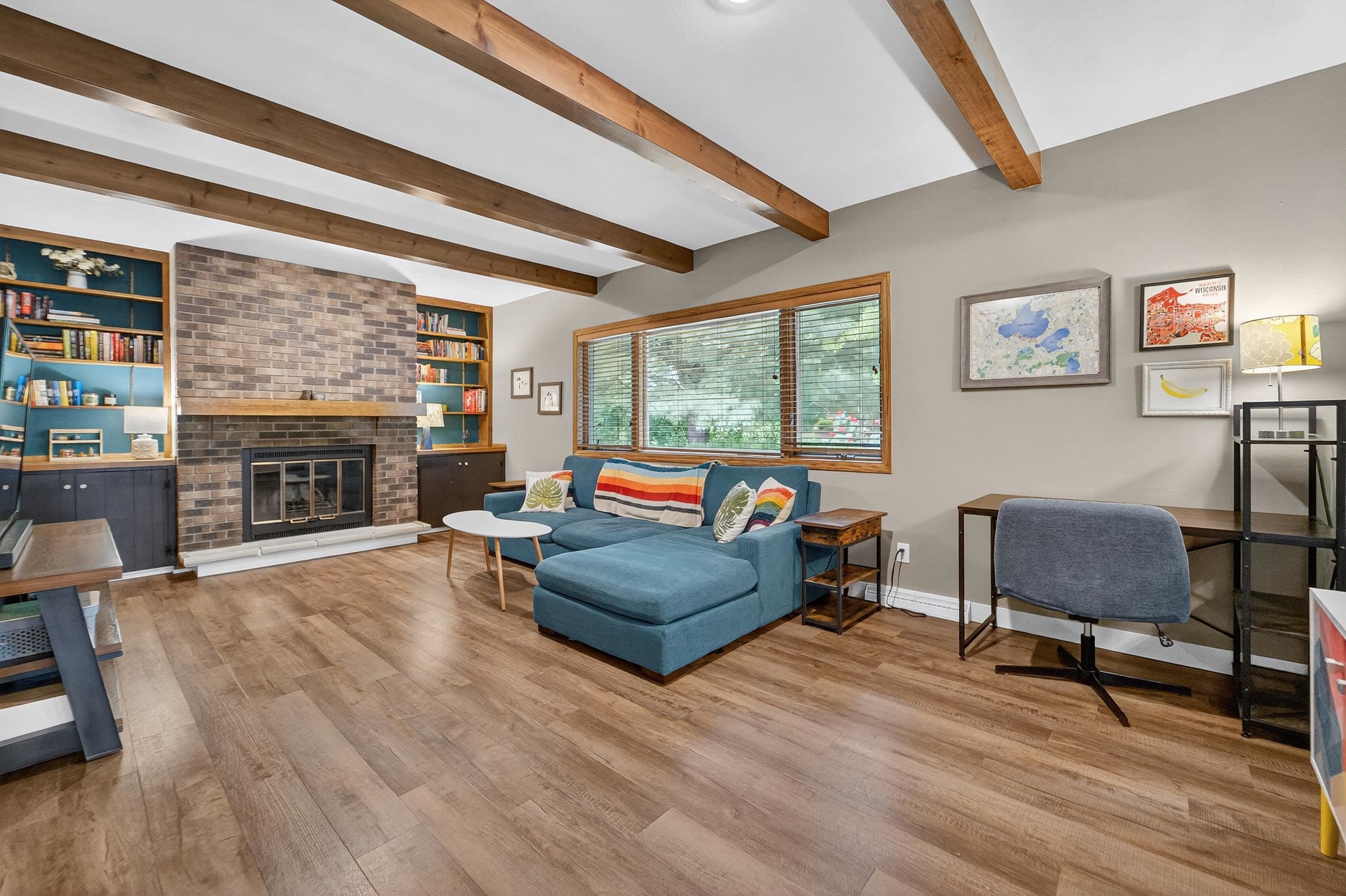 1122 N Westfield Road