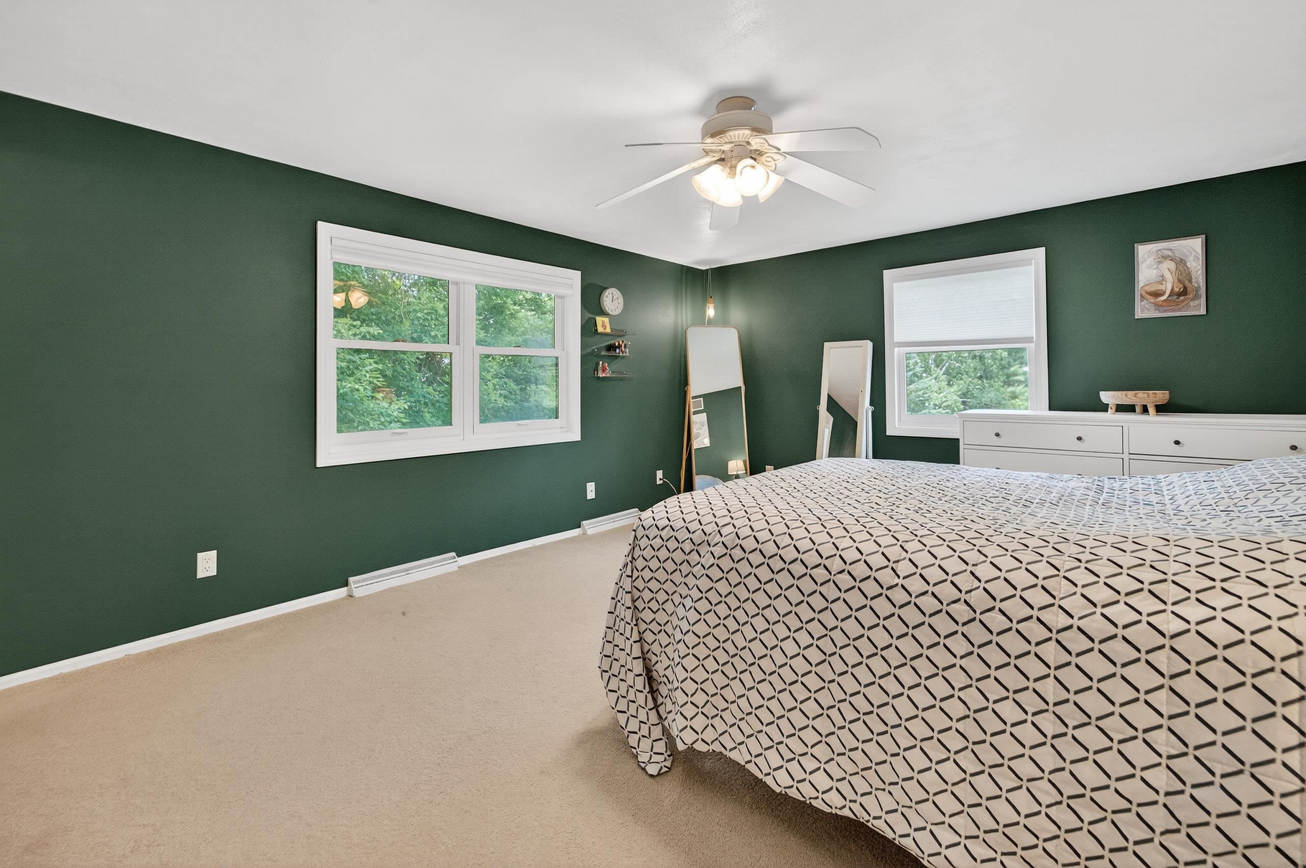1122 N Westfield Road