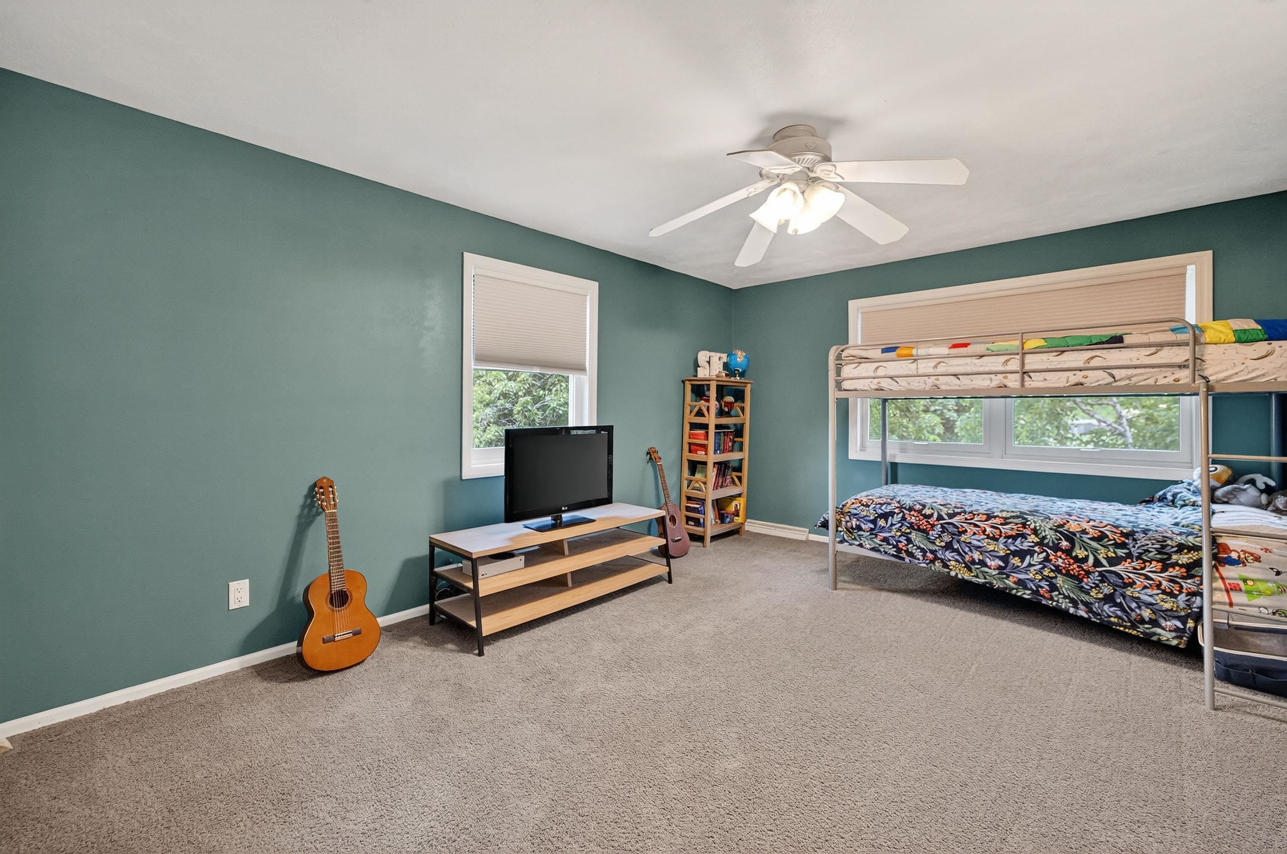 1122 N Westfield Road