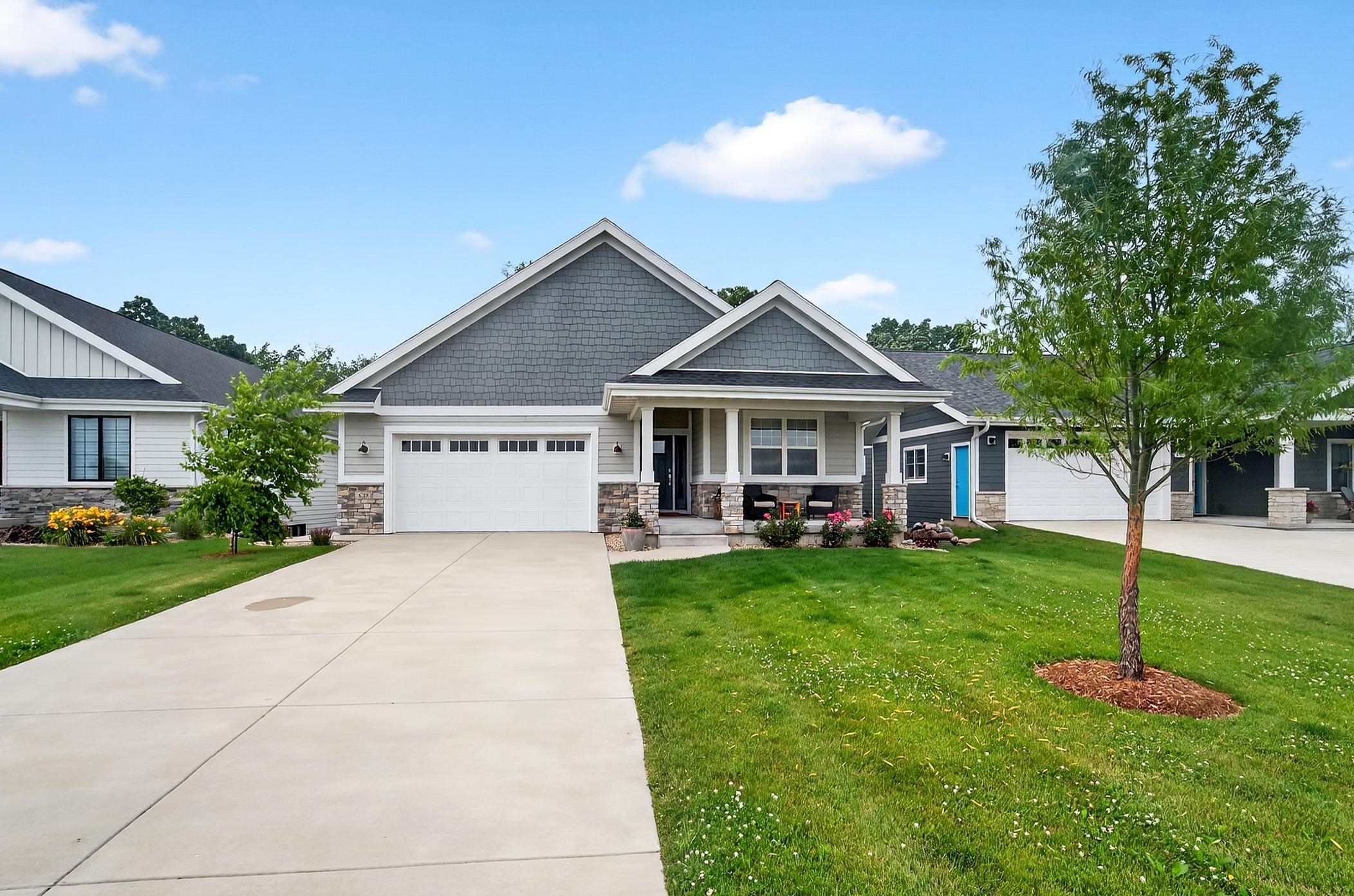 639 Bergamont Boulevard