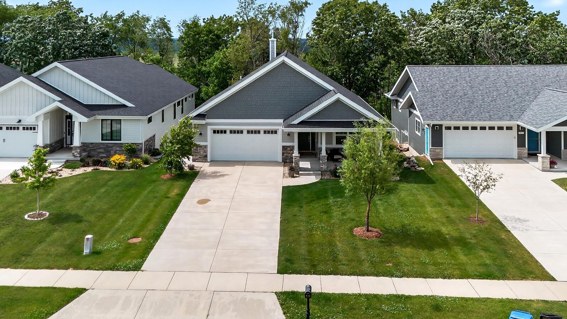 639 Bergamont Boulevard