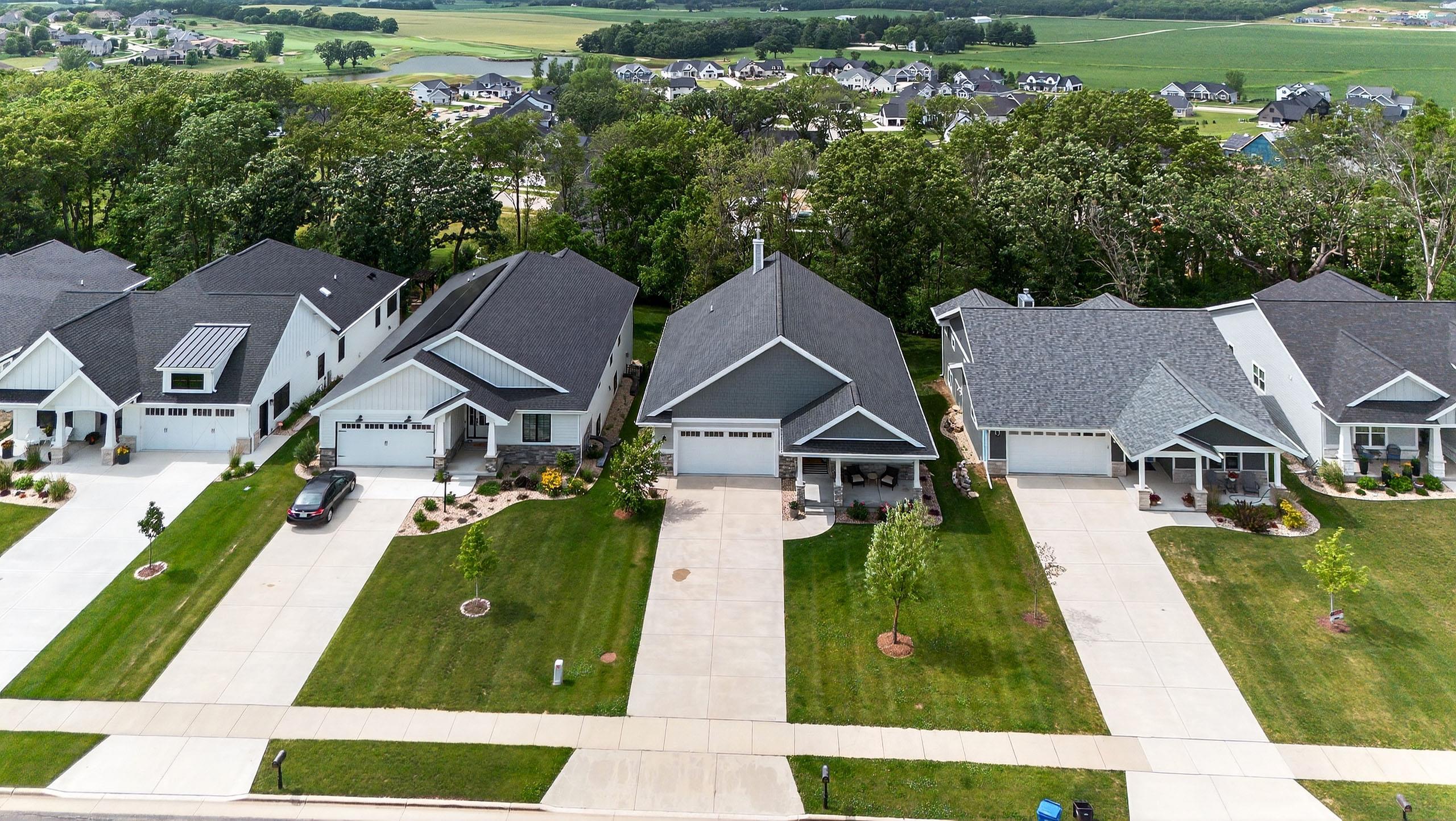 639 Bergamont Boulevard