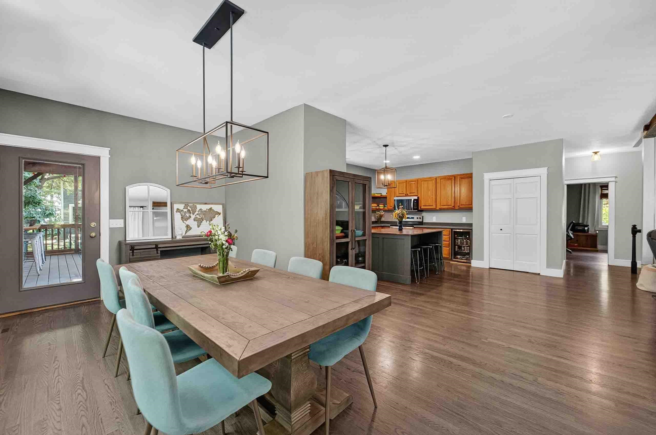 909 Timber Ridge Drive
