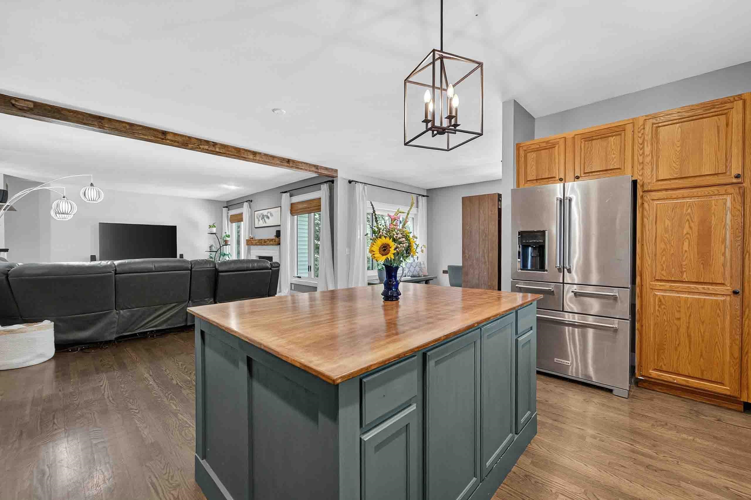 909 Timber Ridge Drive