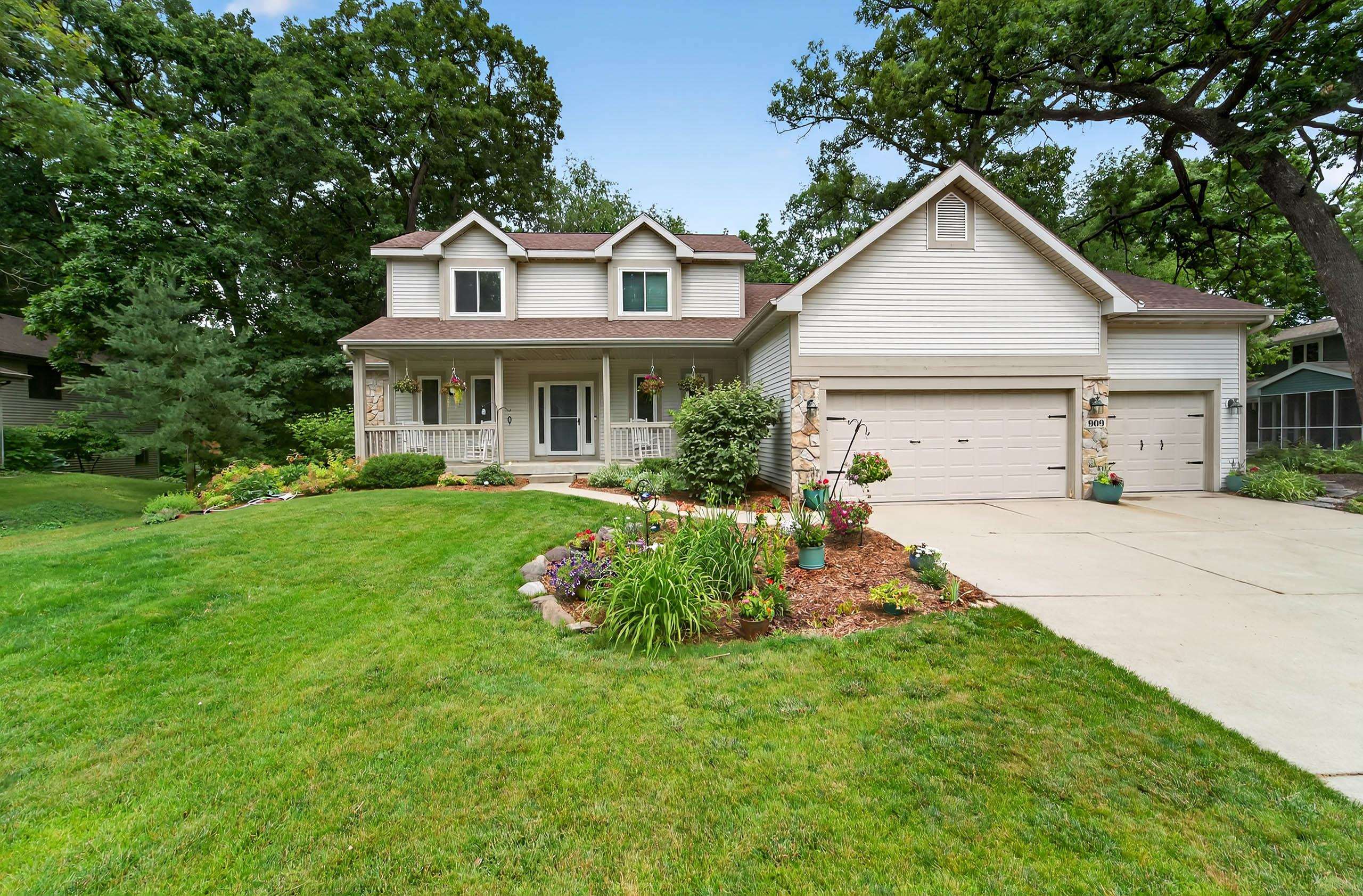 909 Timber Ridge Drive