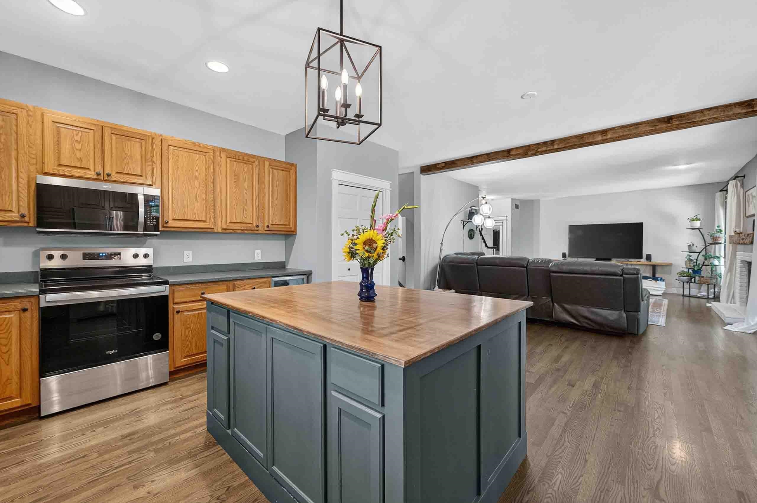 909 Timber Ridge Drive