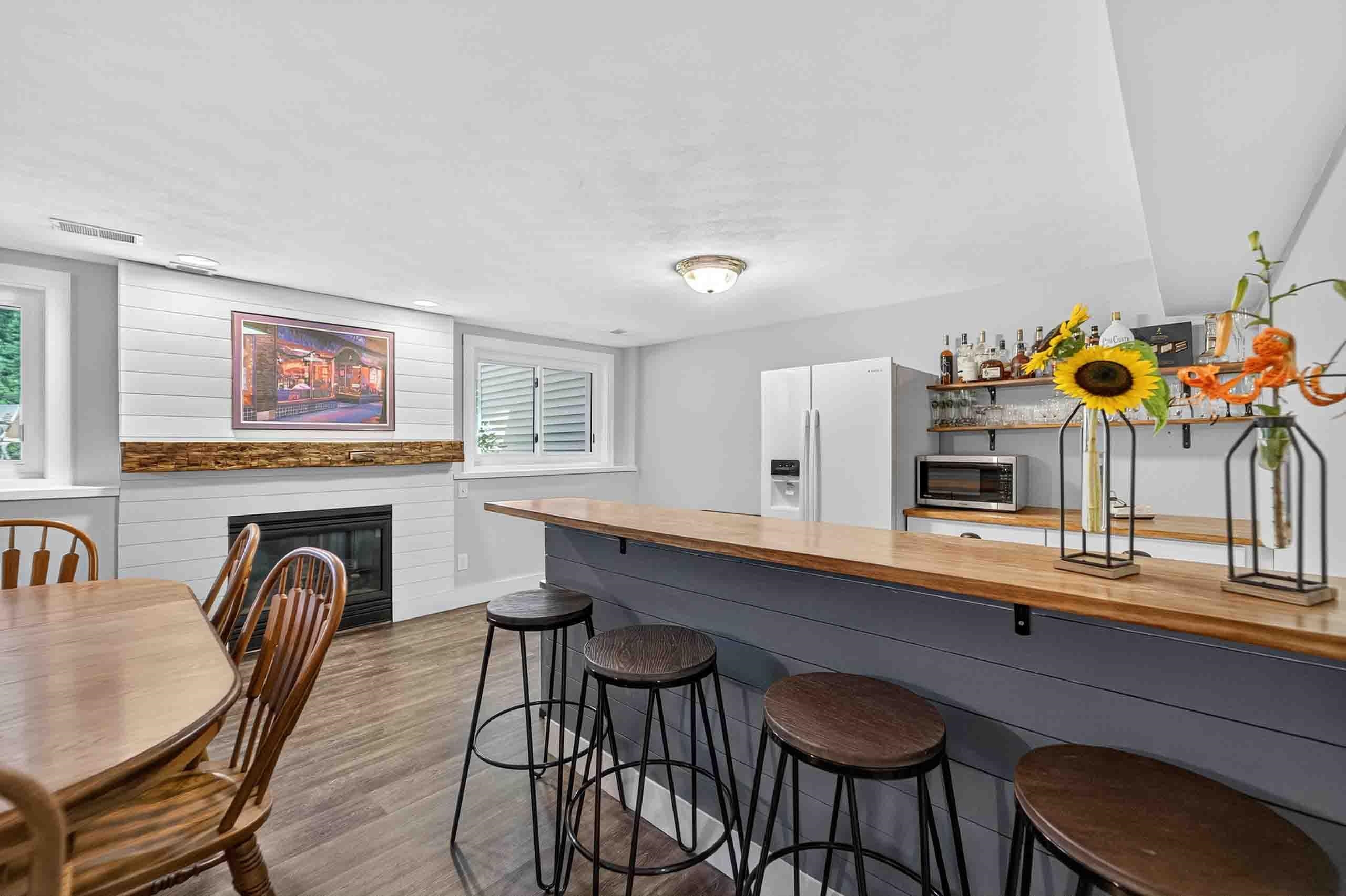 909 Timber Ridge Drive