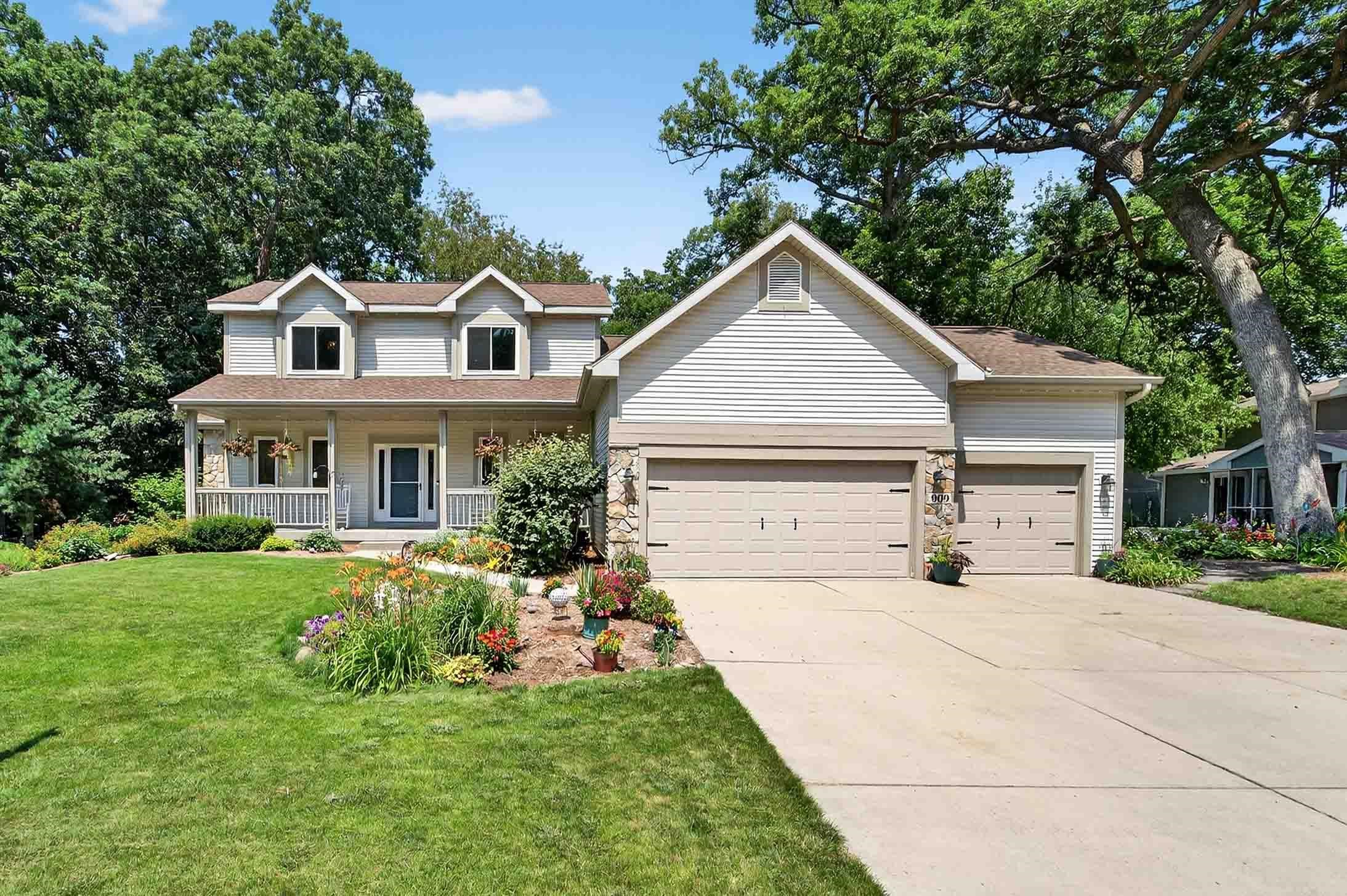 909 Timber Ridge Drive