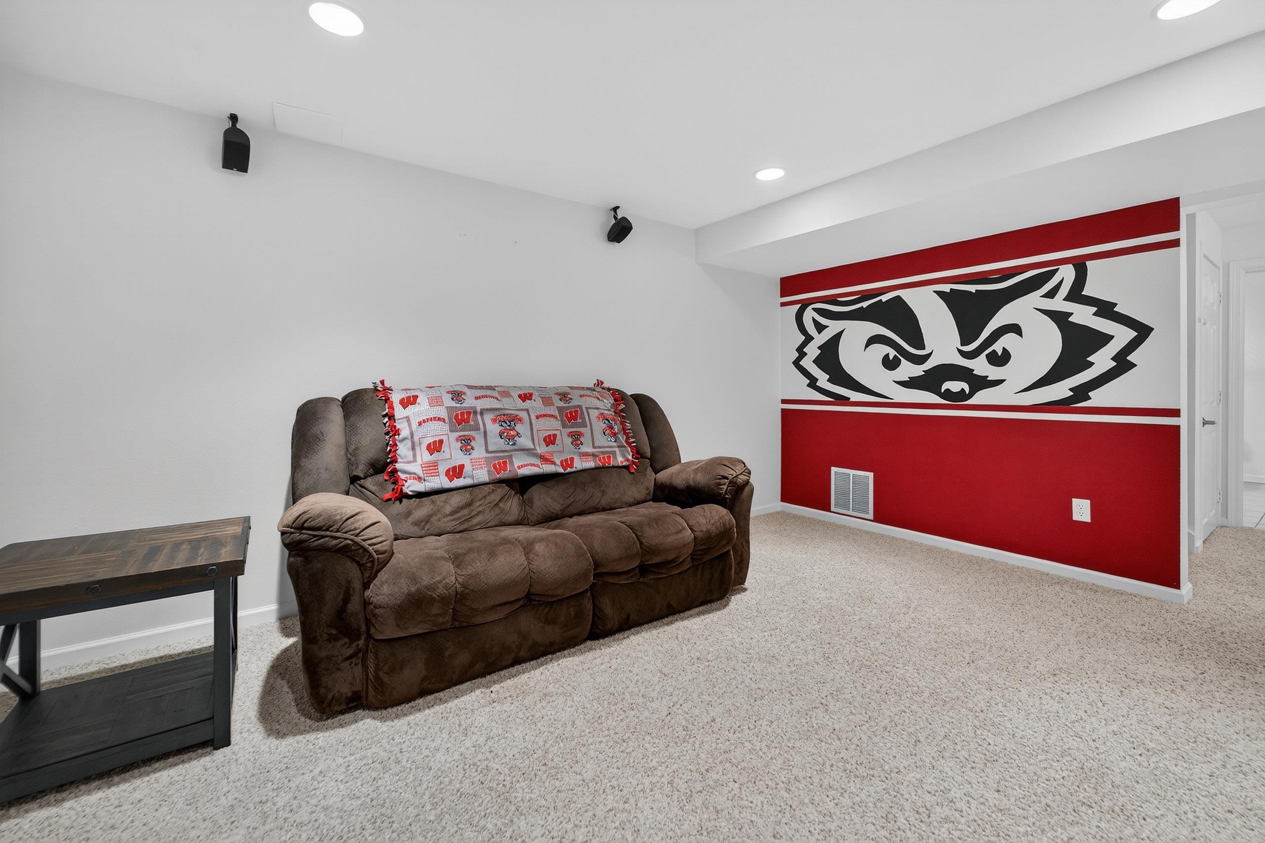 7231 Arctic Fox Drive