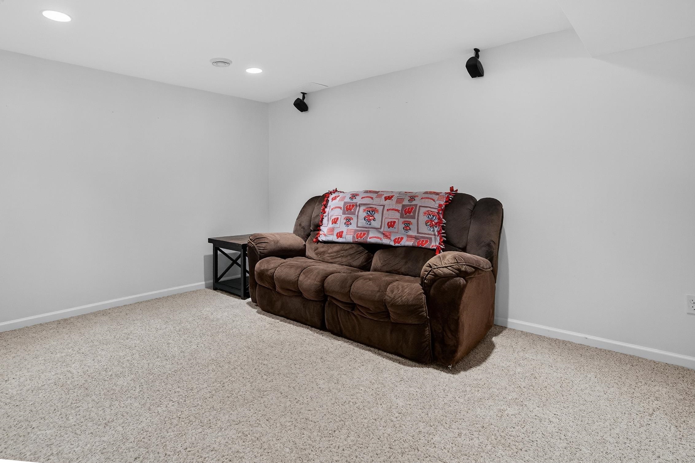 7231 Arctic Fox Drive