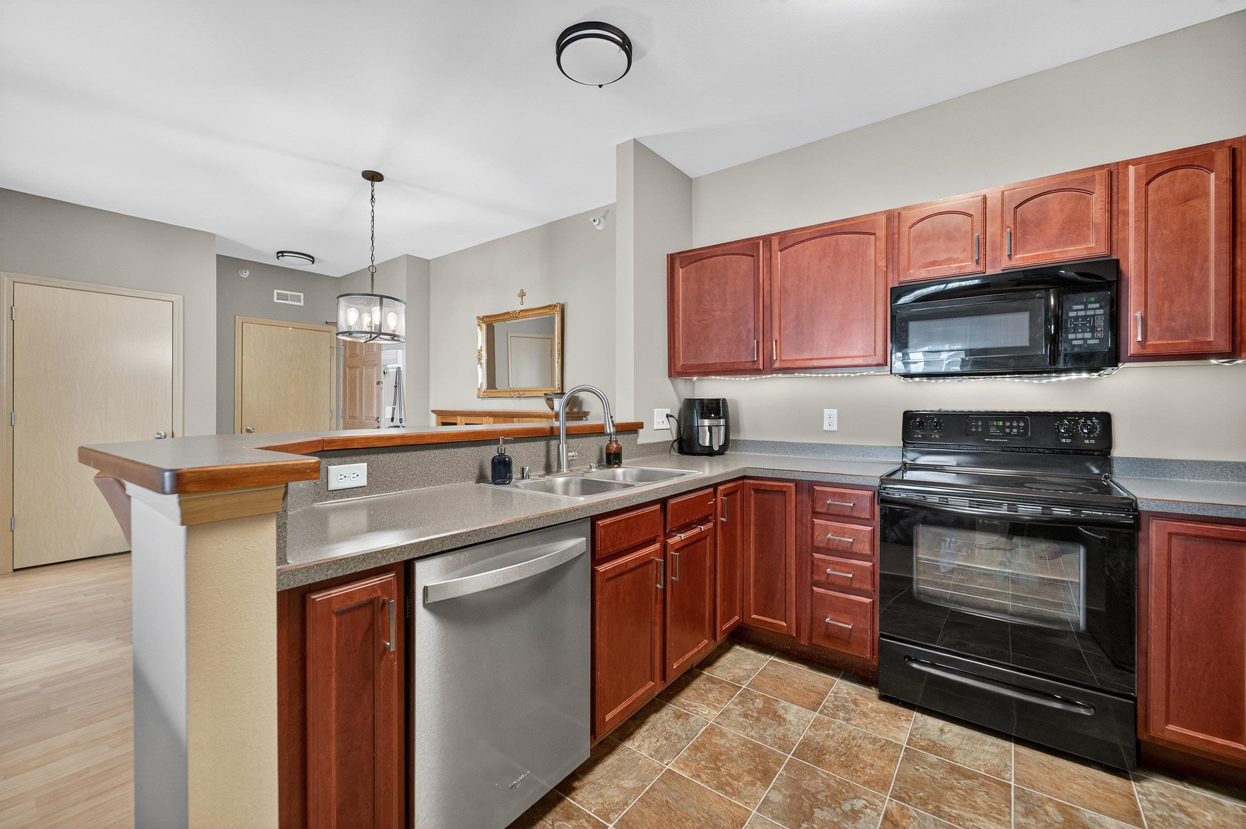 3848 Maple Grove Drive 313