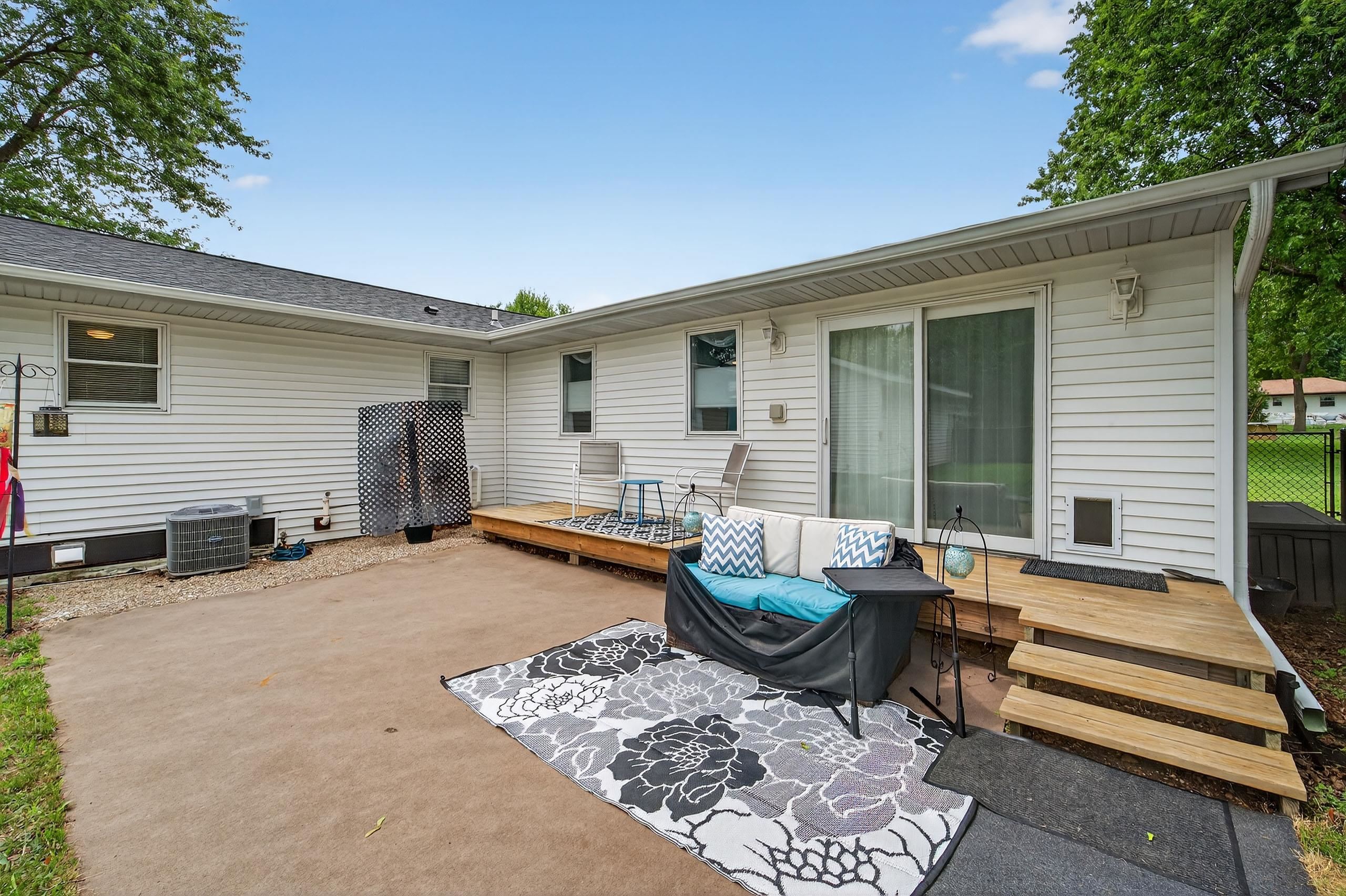 470 Lincoln Court