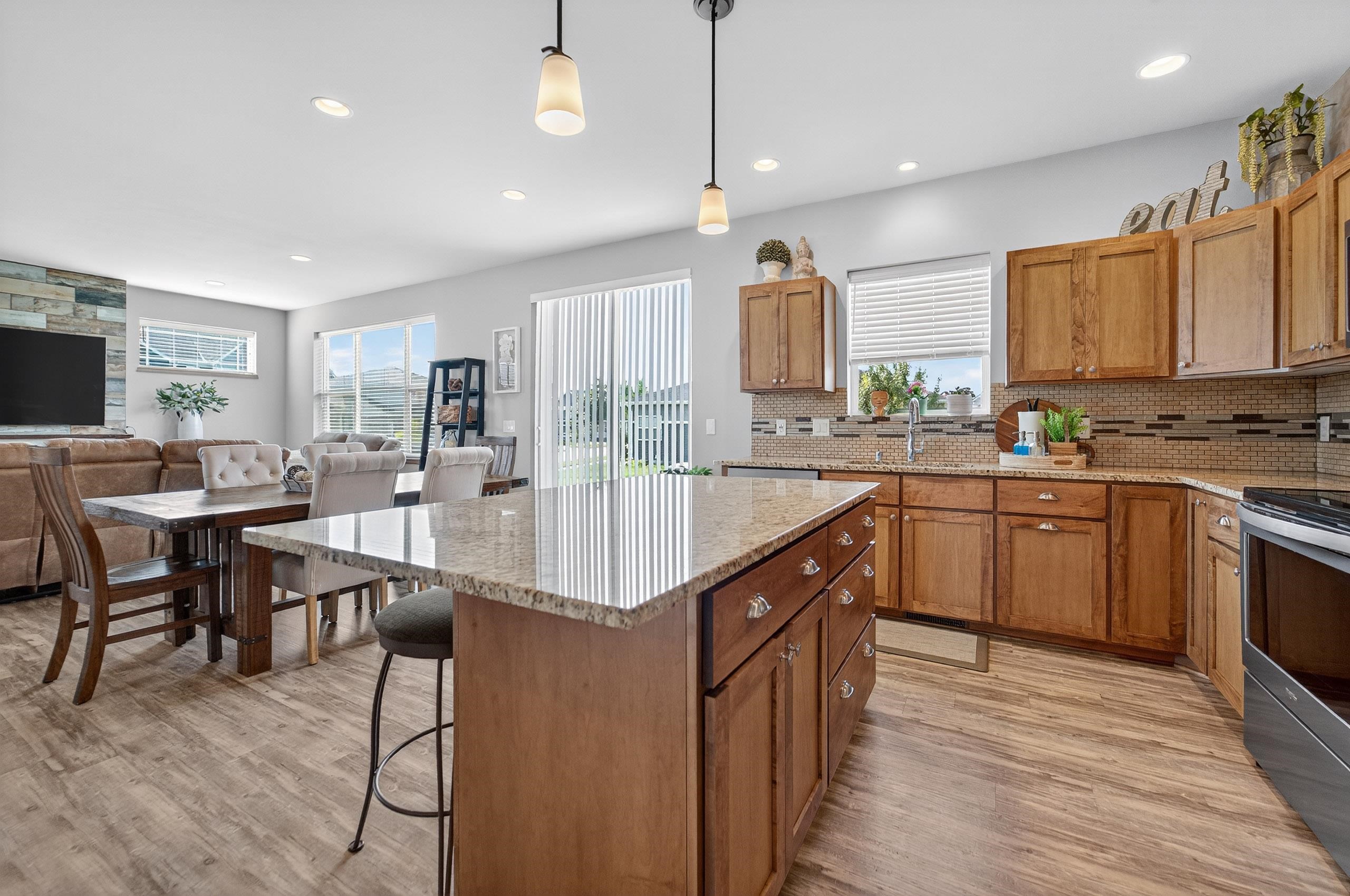 2319 Leopold Way